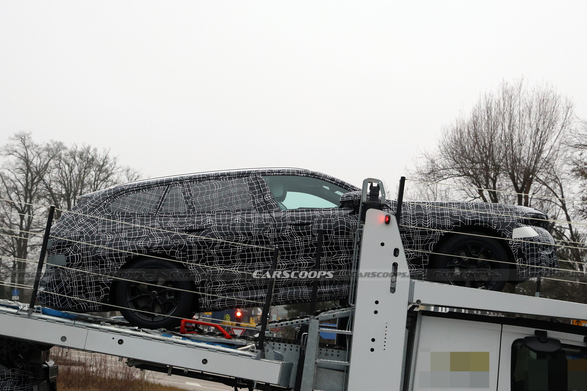BMW 5-Series Touring Scoop - 8