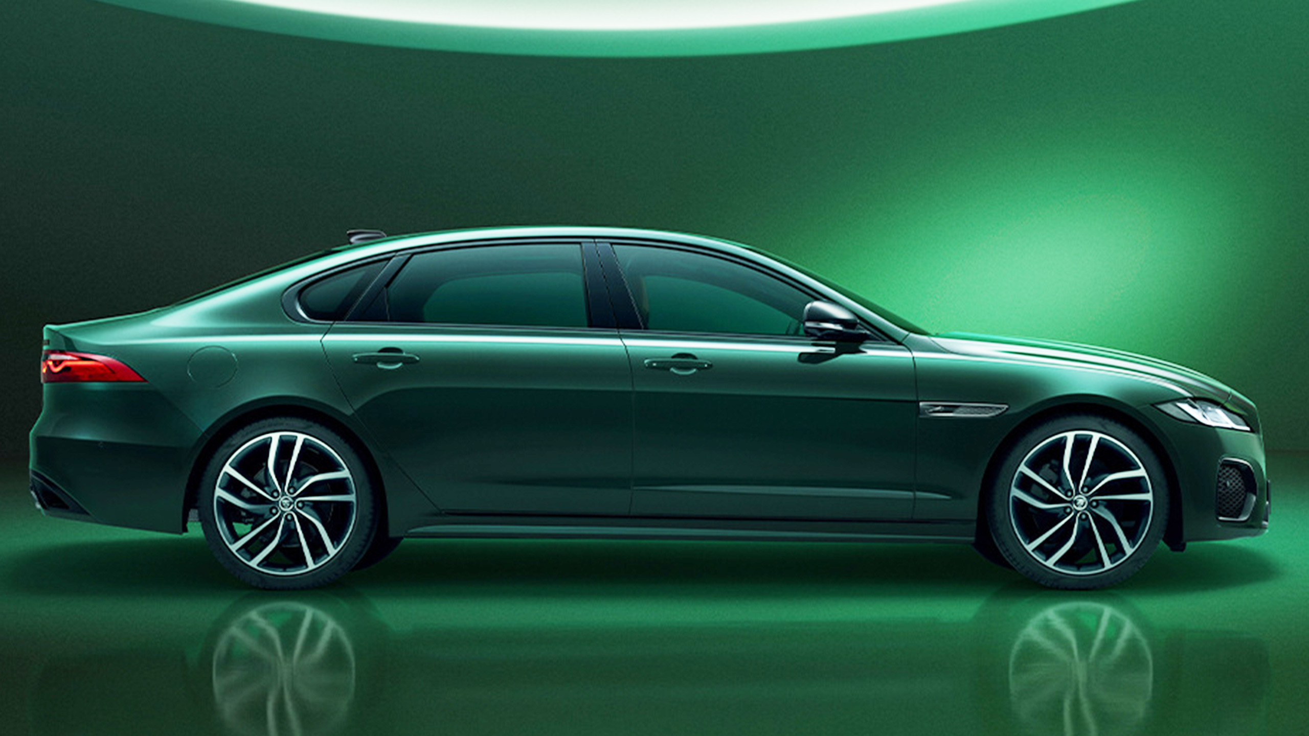 Jaguar-XFL-90thaa