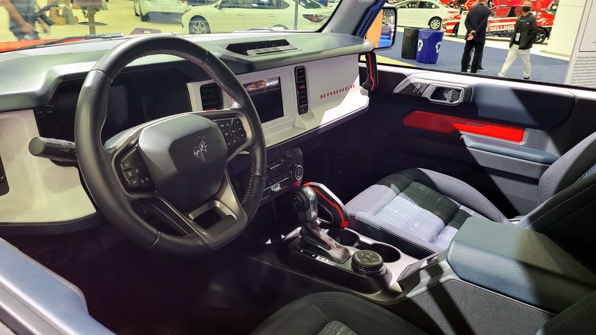 Ford Bronco Heritage 11