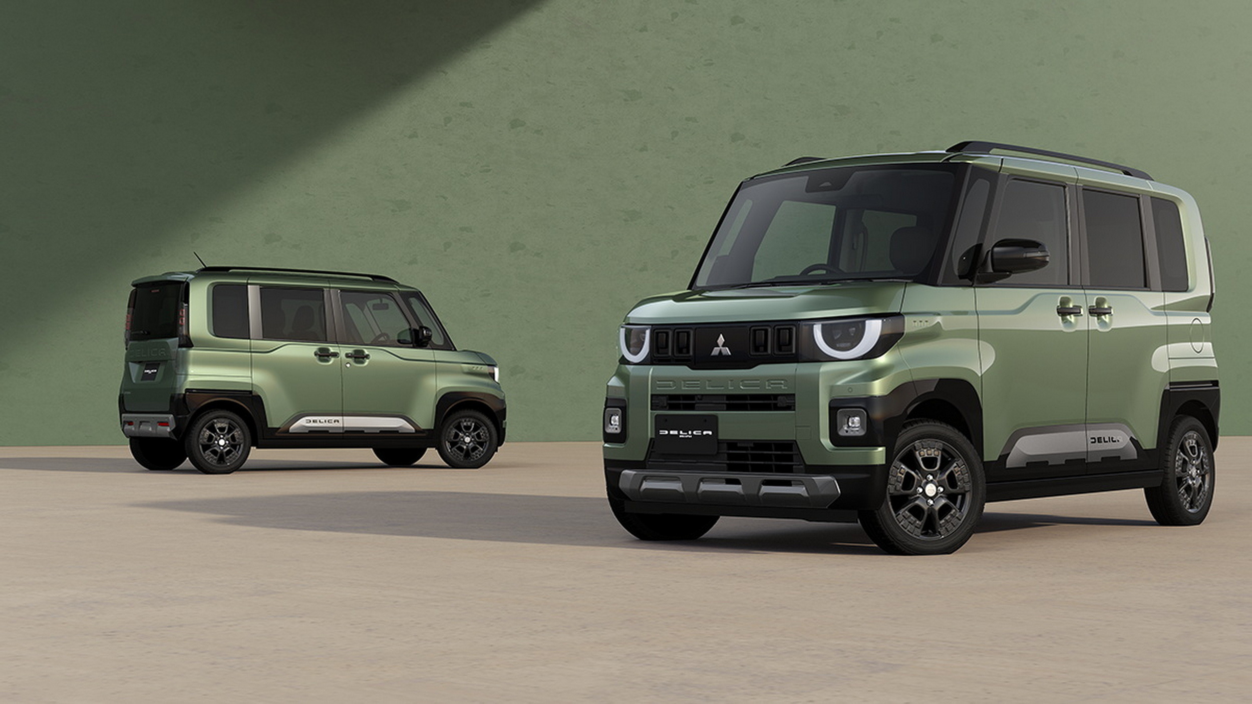2025 Mitsubishi Delica Mini (1)
