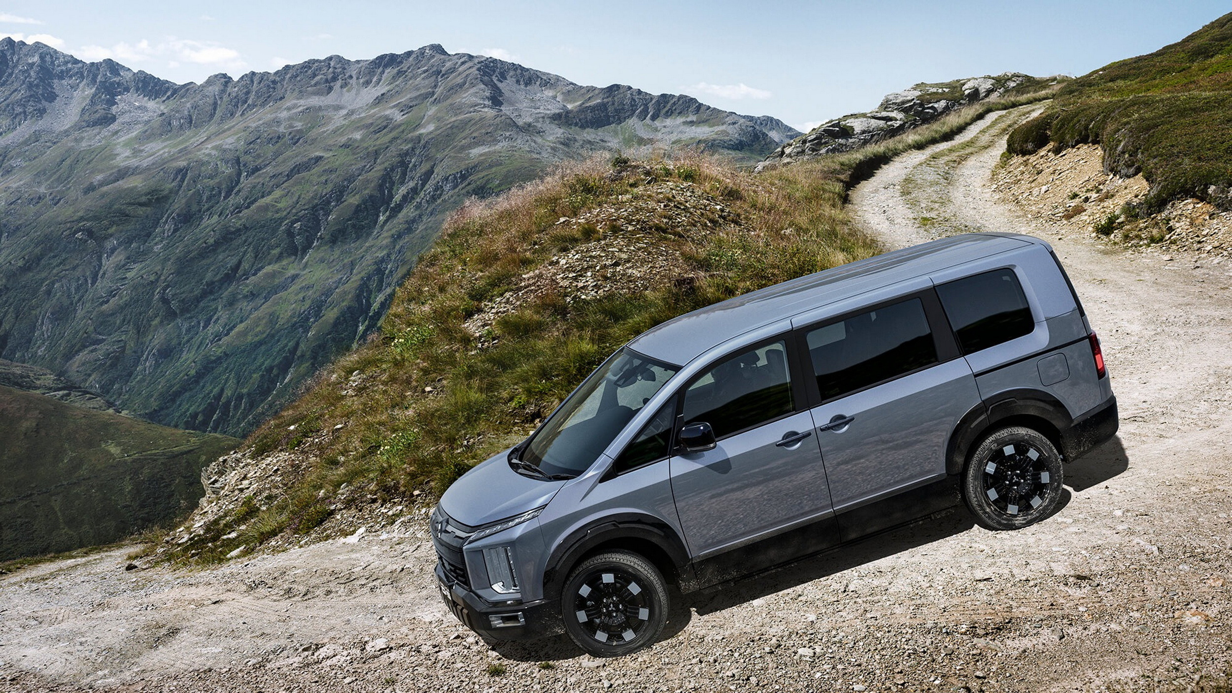 2026 Mitsubishi Delica D5 - Japan (21)