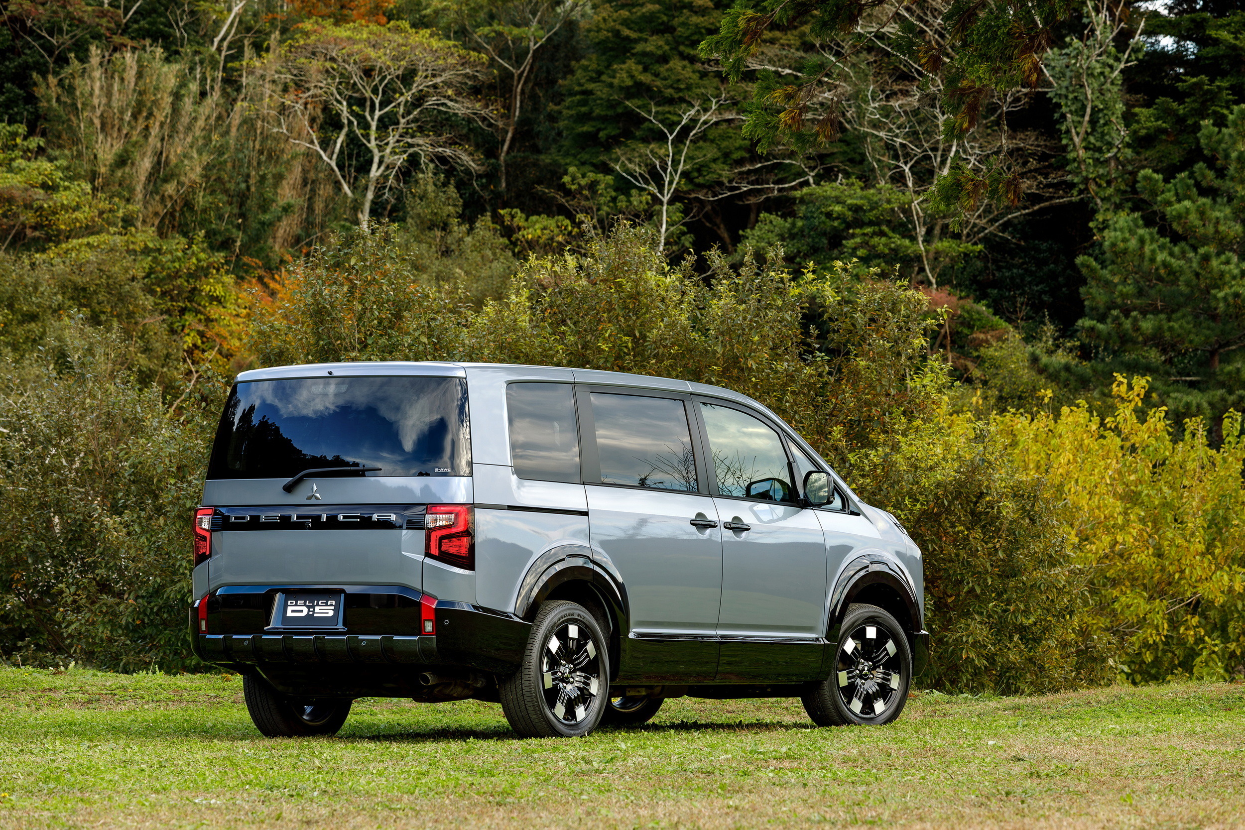 2026 Mitsubishi Delica D5 - Japan (3)