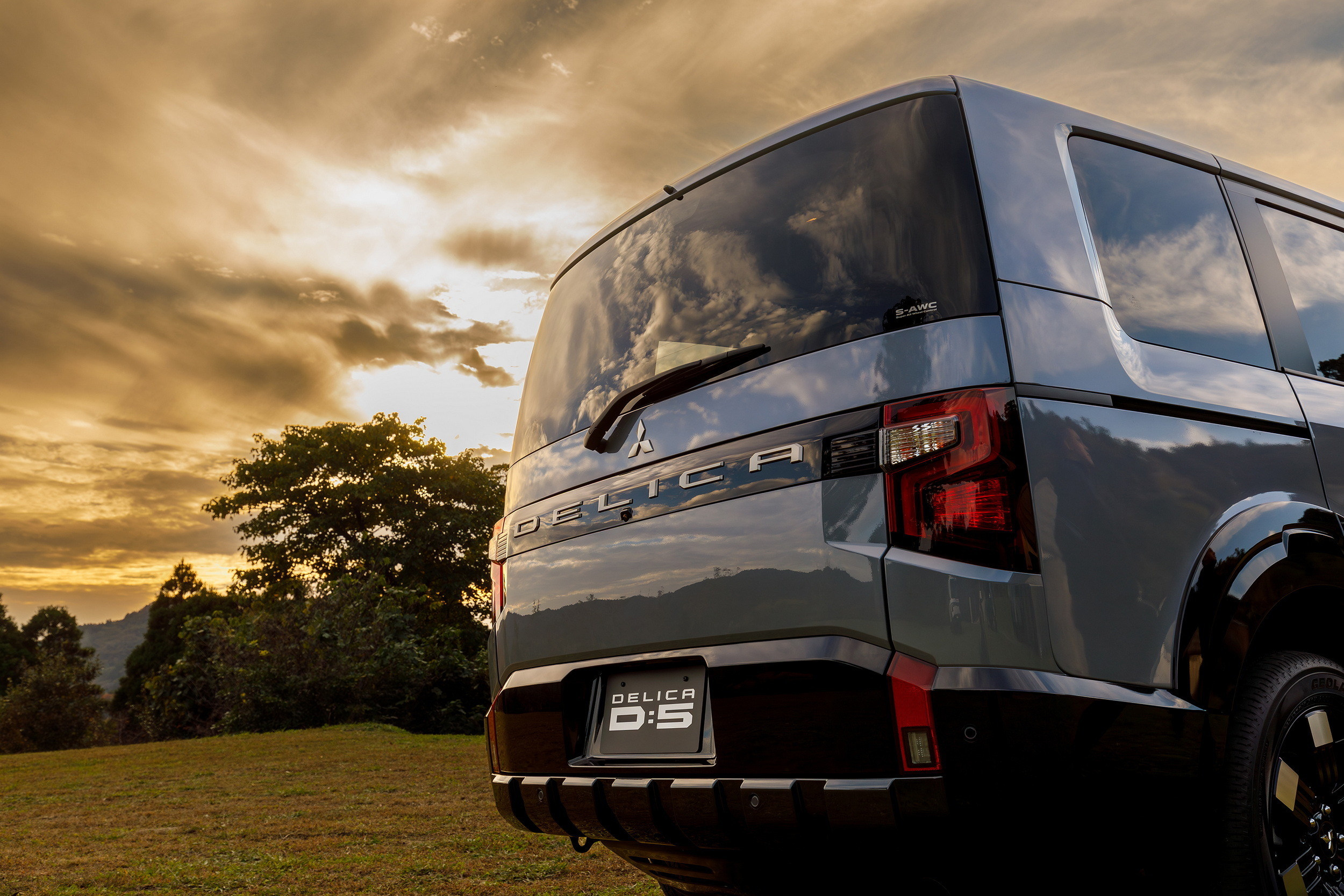 2026 Mitsubishi Delica D5 - Japan (5)