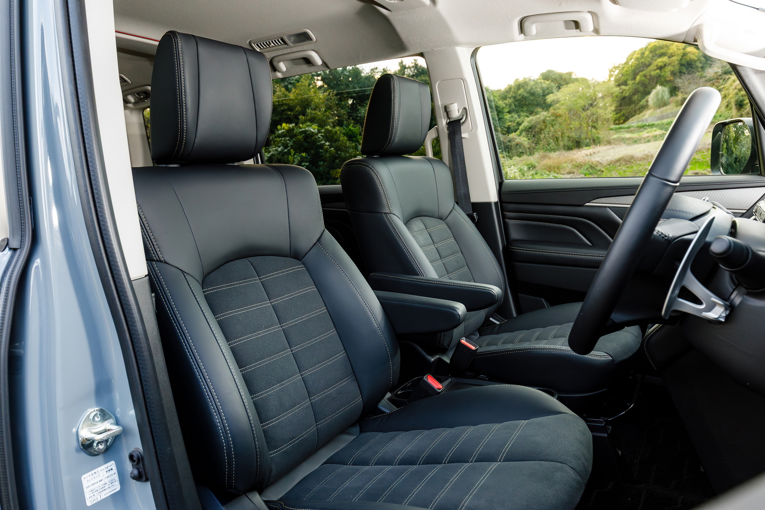 2026 Mitsubishi Delica D5 - Japan (8)