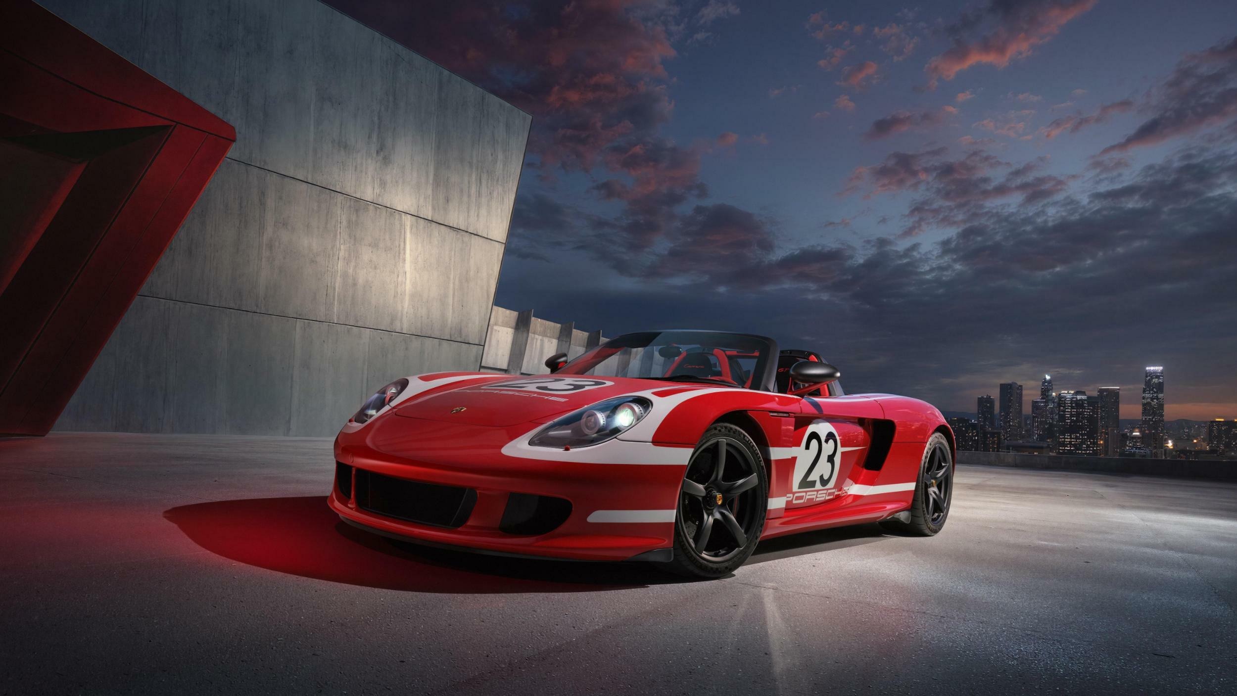 Factory Re-Commission - Porsche Carrera GT in Salzburg Design (1)