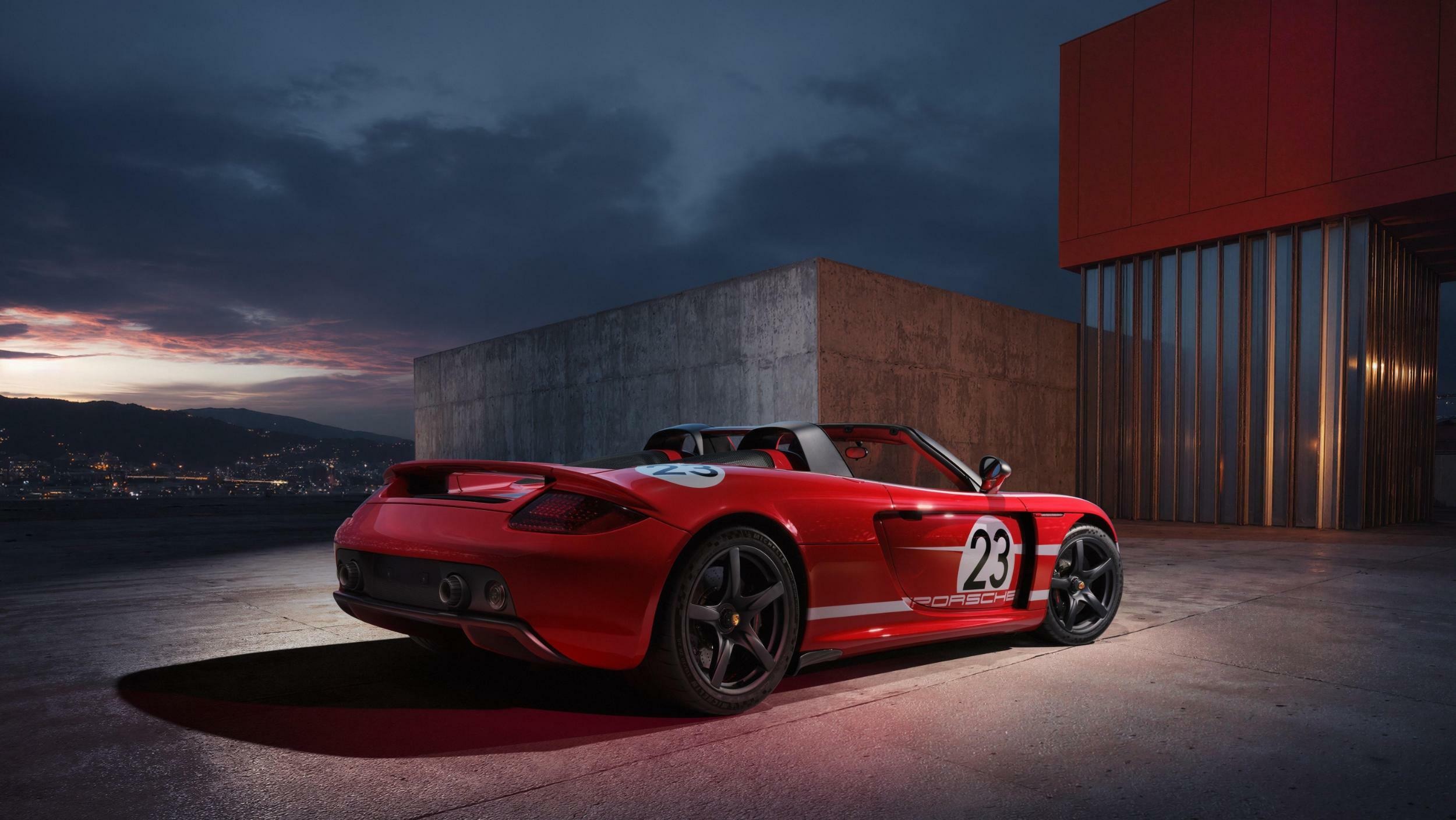 Factory Re-Commission - Porsche Carrera GT in Salzburg Design (3)