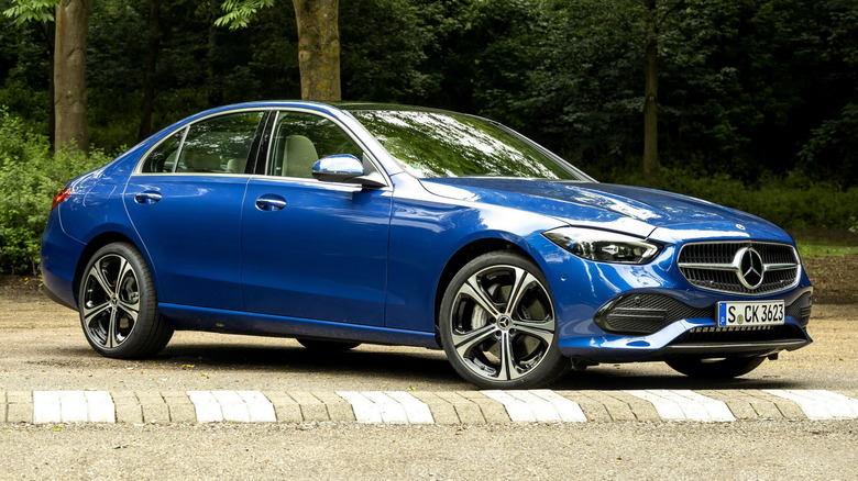 Pricing_and_specification_announced_for_new_Mercedes-Benz_C-Class_Saloon_and_Estate copy