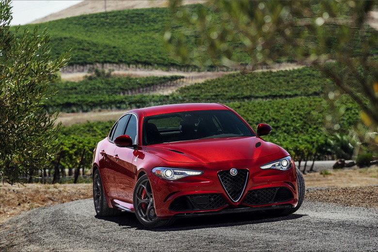 2019 Alfa Romeo Giulia 1