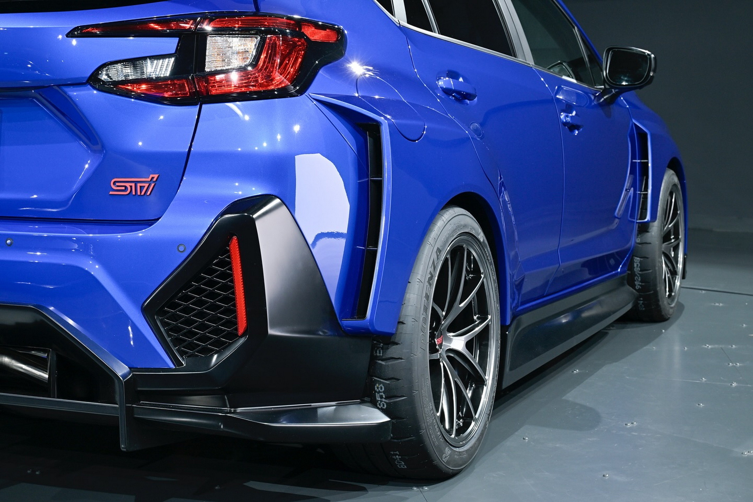Subaru Performance-B STI Concept - Japan Mobility Show (10)