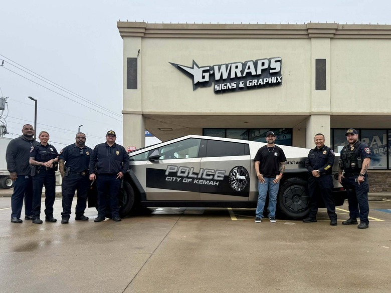 Tesla Cybertruck Texas Police - 1