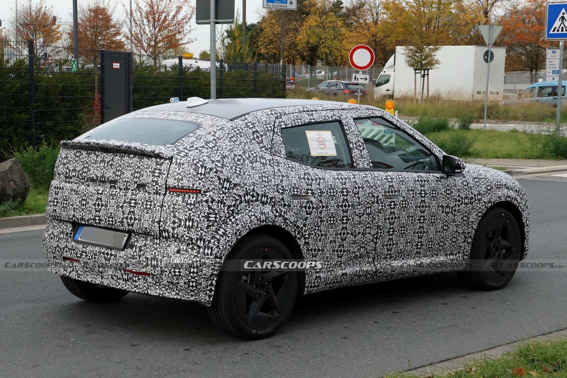Hyundai Ioniq 3 scoop 00024