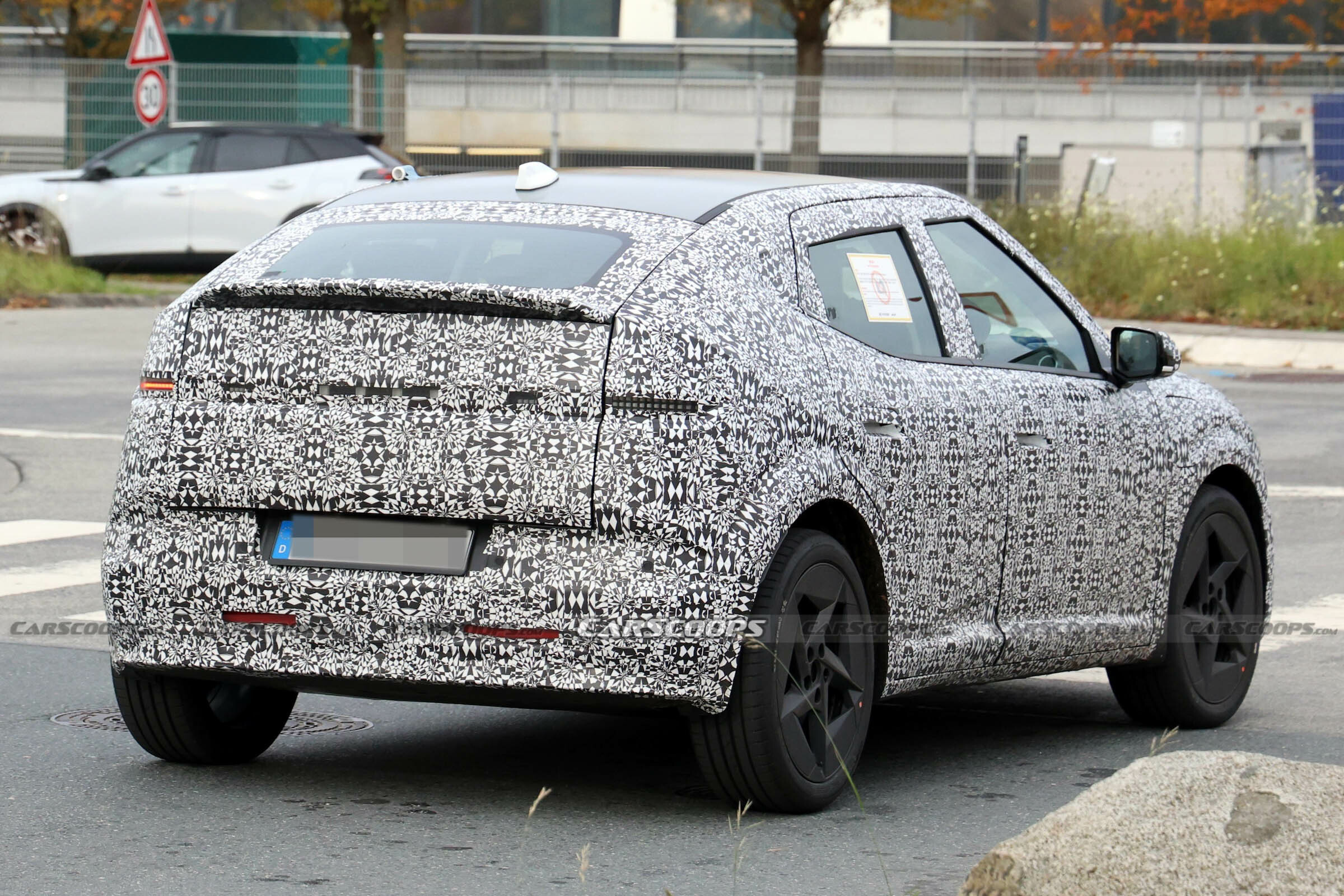 Hyundai Ioniq 3 scoop 00028