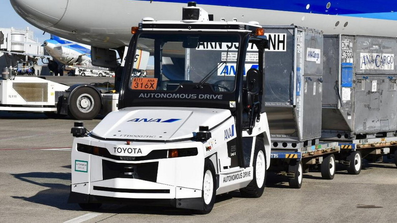 Toyota Autonomous Towing Tractor copy