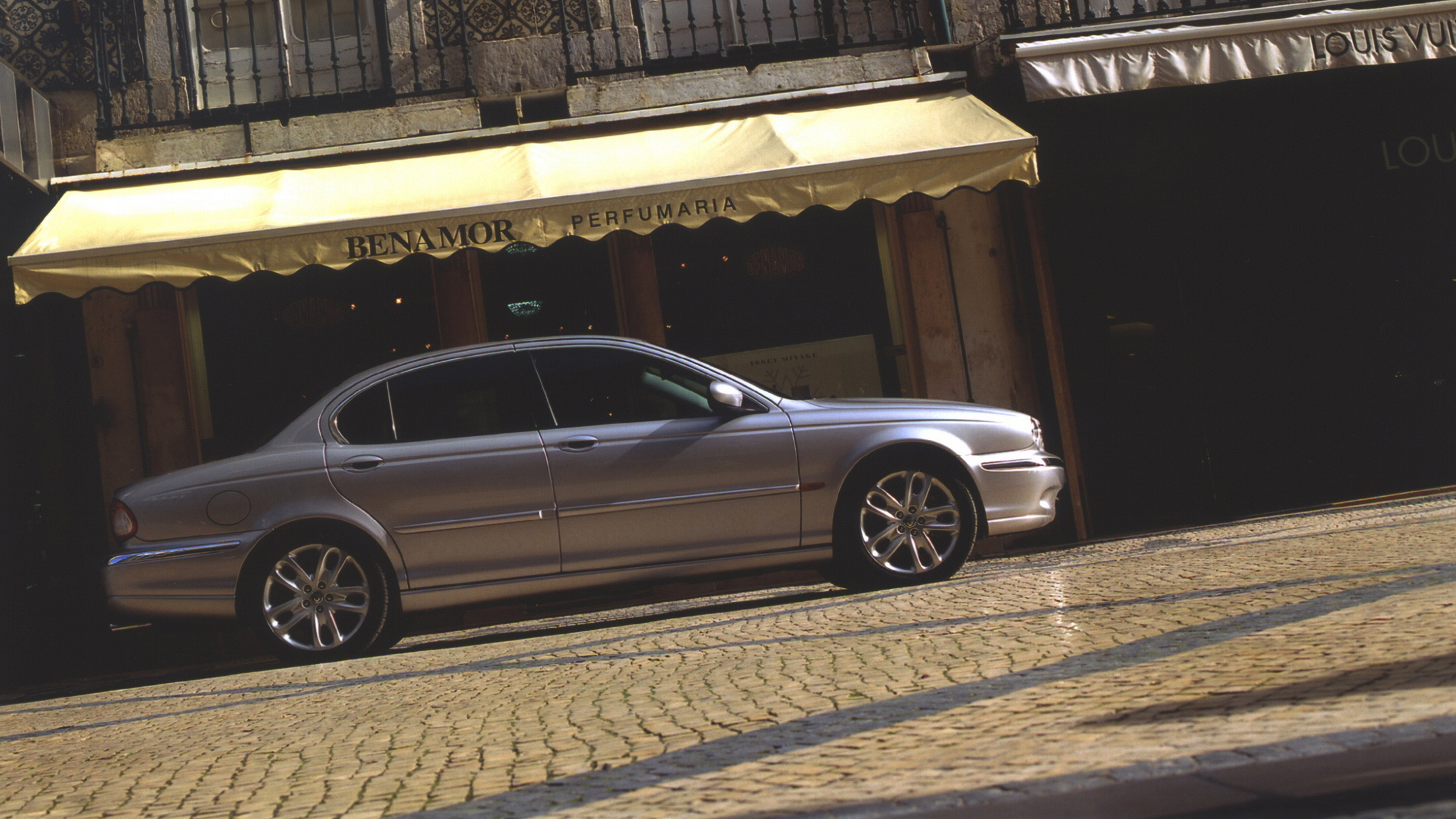 Jaguar X-Type (3)