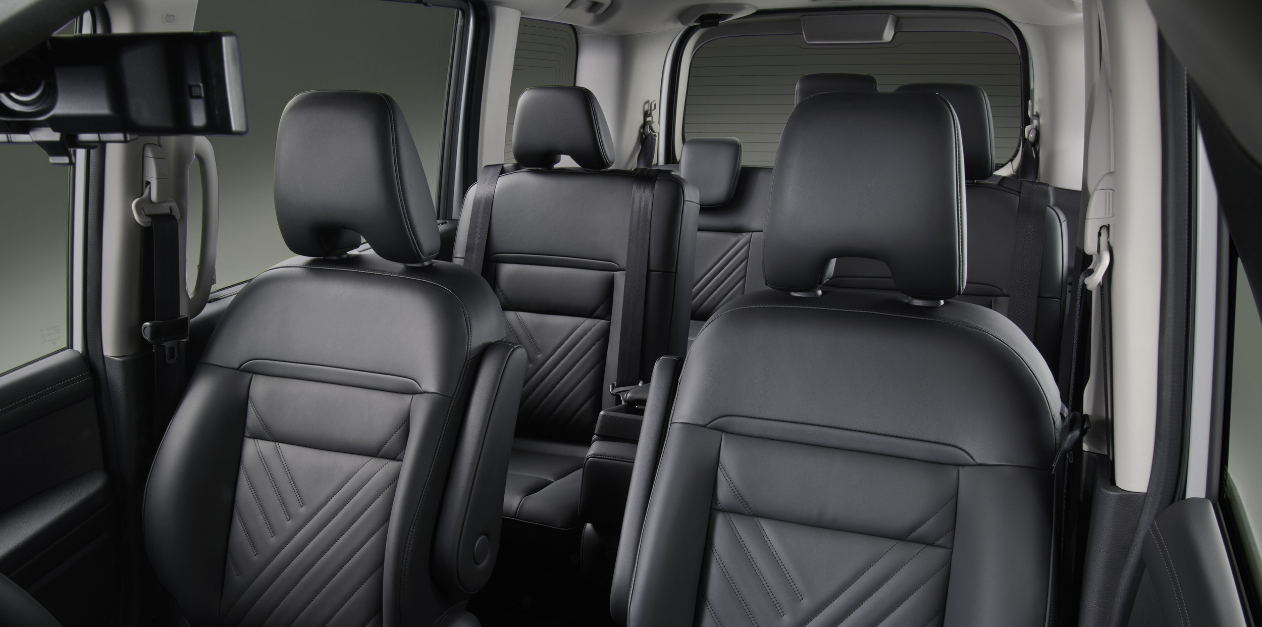 2026 Nissan Serena Interior (3)