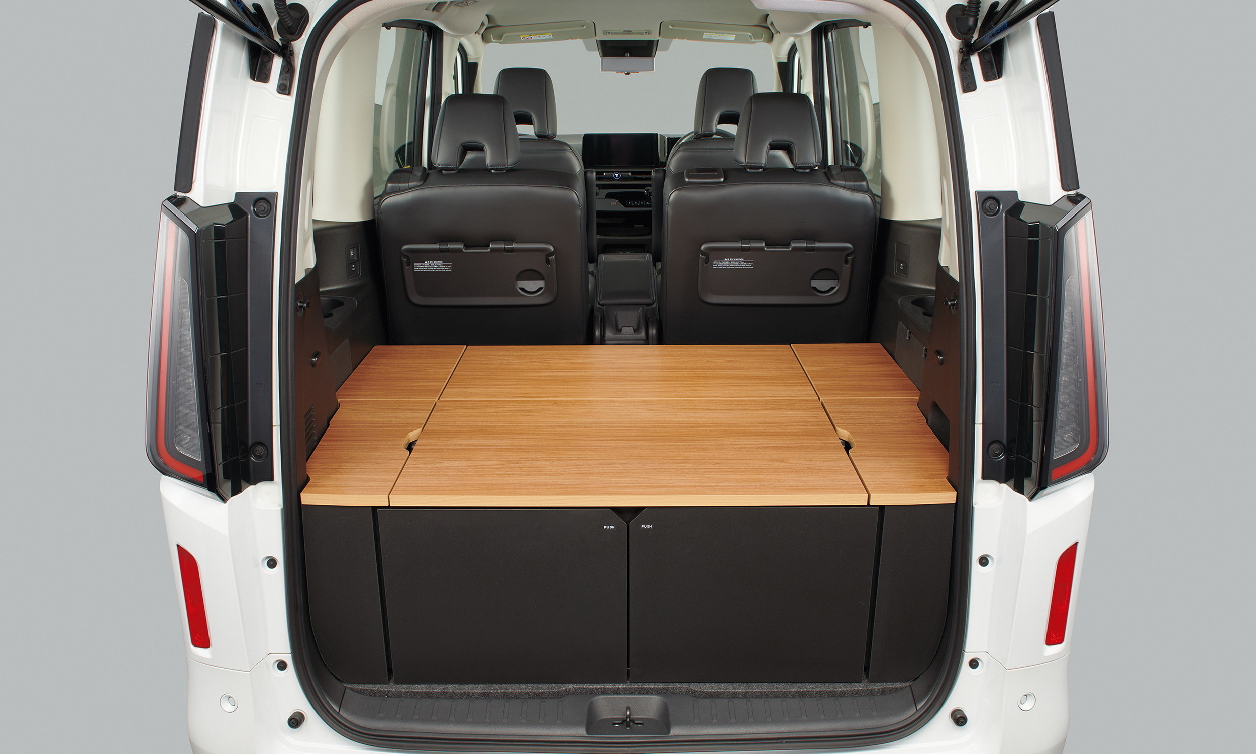 2026 Nissan Serena Muti-Bed (2)