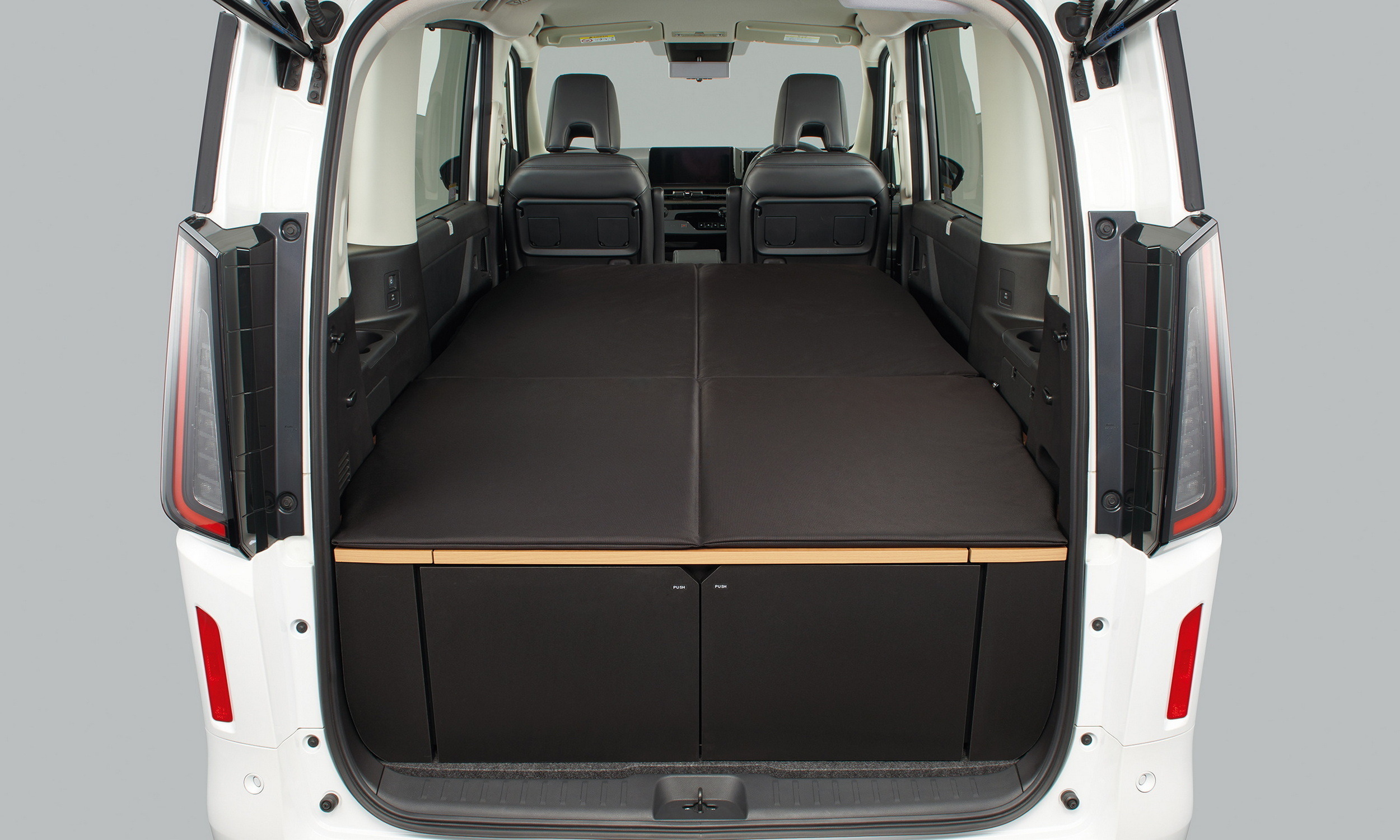 2026 Nissan Serena Muti-Bed (7)