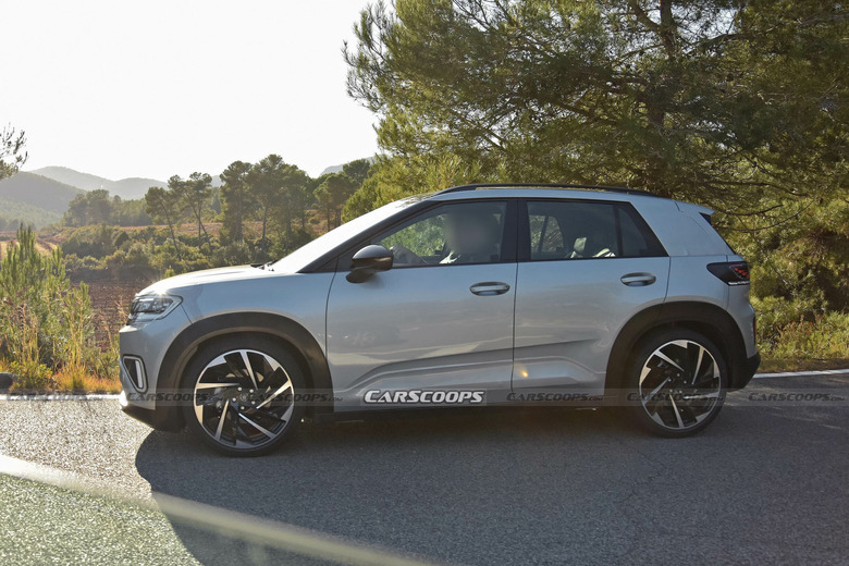 VW ID Cross scoop undisguised 00011