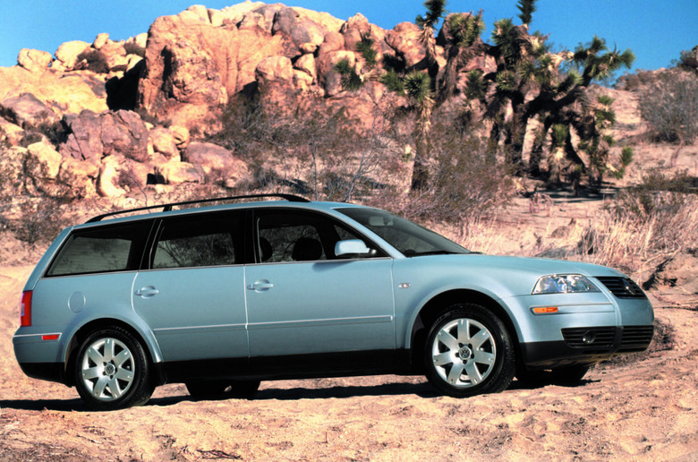 2001_Passat_GLX_Wagon_B5j