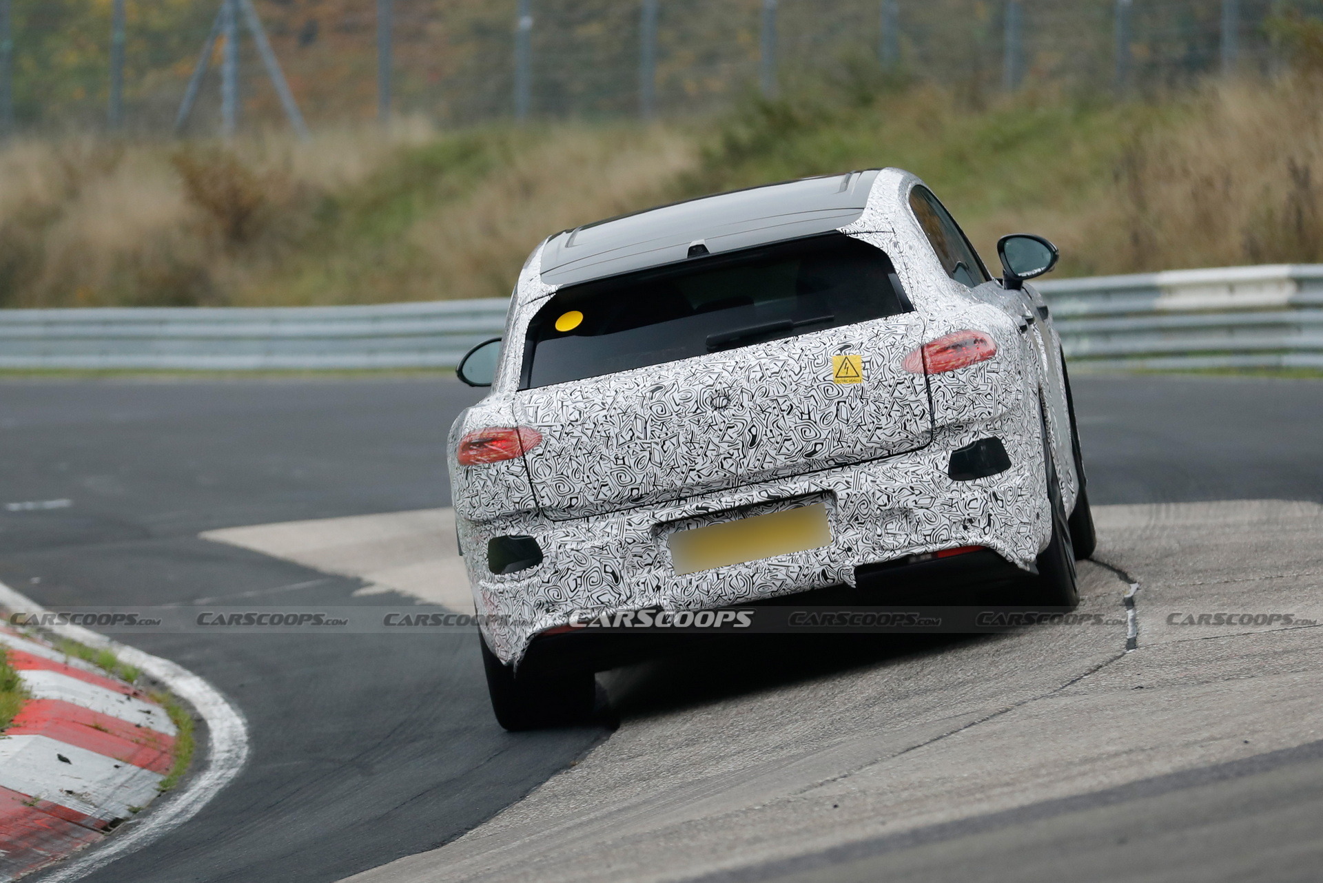 Bentley Urban SUV Nurburgring - 7