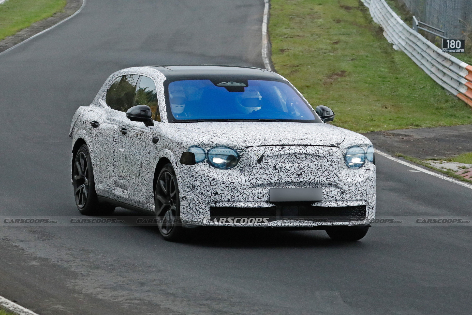 Bentley Urban SUV Nurburgring - 9