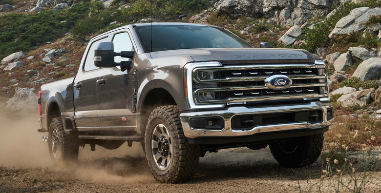 Ford-F-Series_Super_Duty-2023-HD-8036079e1c1206f4179fcdc2df2e6129761b5936d