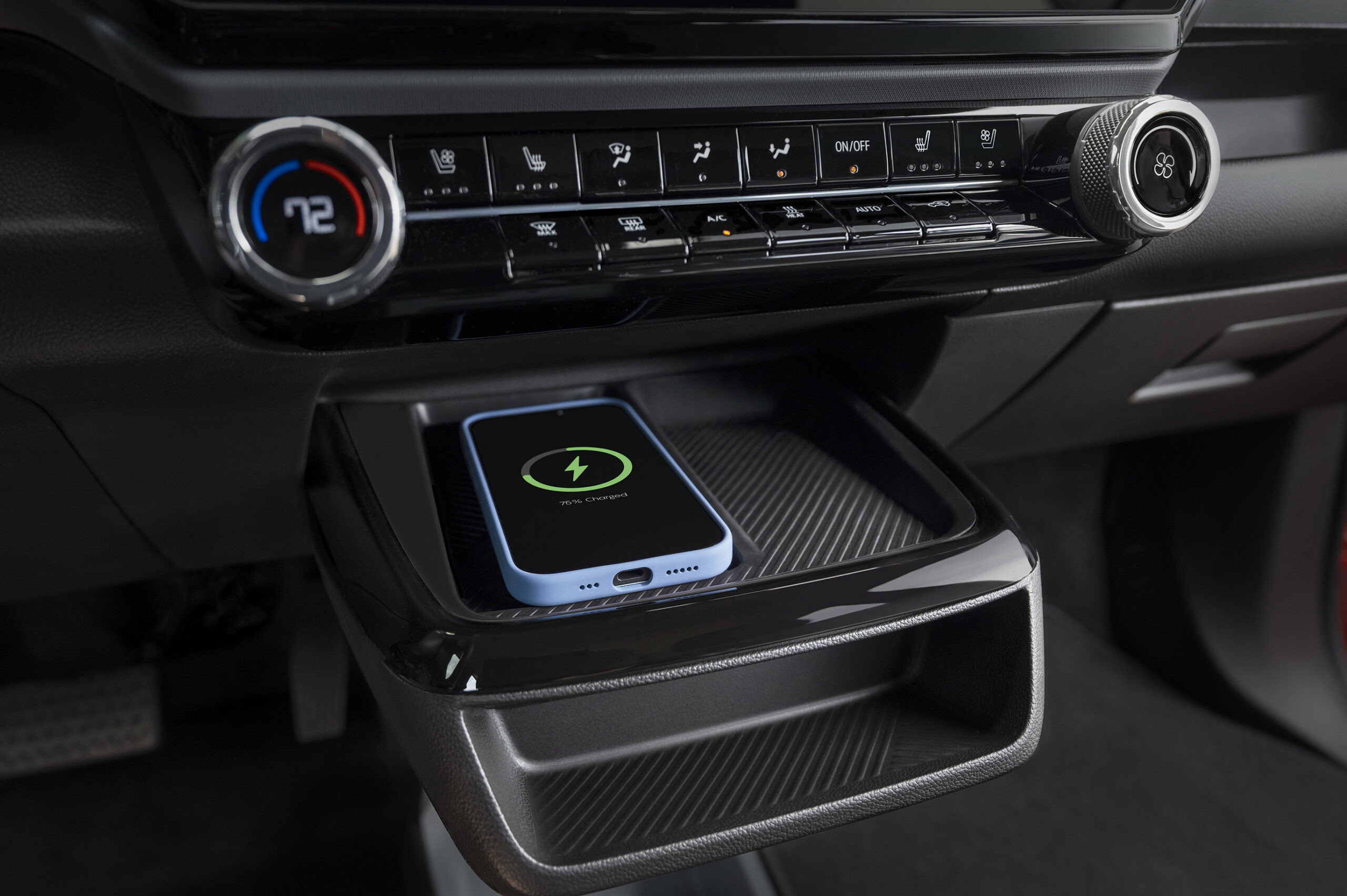 Chevrolet Bolt 2027 CELL CHARGING