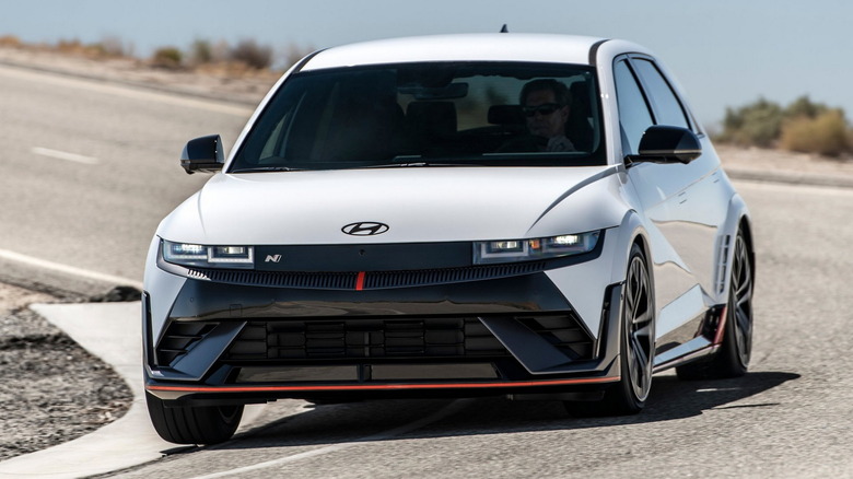Hyundai-Ioniq_5_N_US-Version-2025-HD-afa71d061bf99cebbee74bb33e5cb0386fee3243a