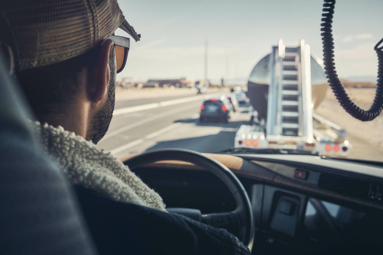 All-new Volvo VNL Driver in Traffic