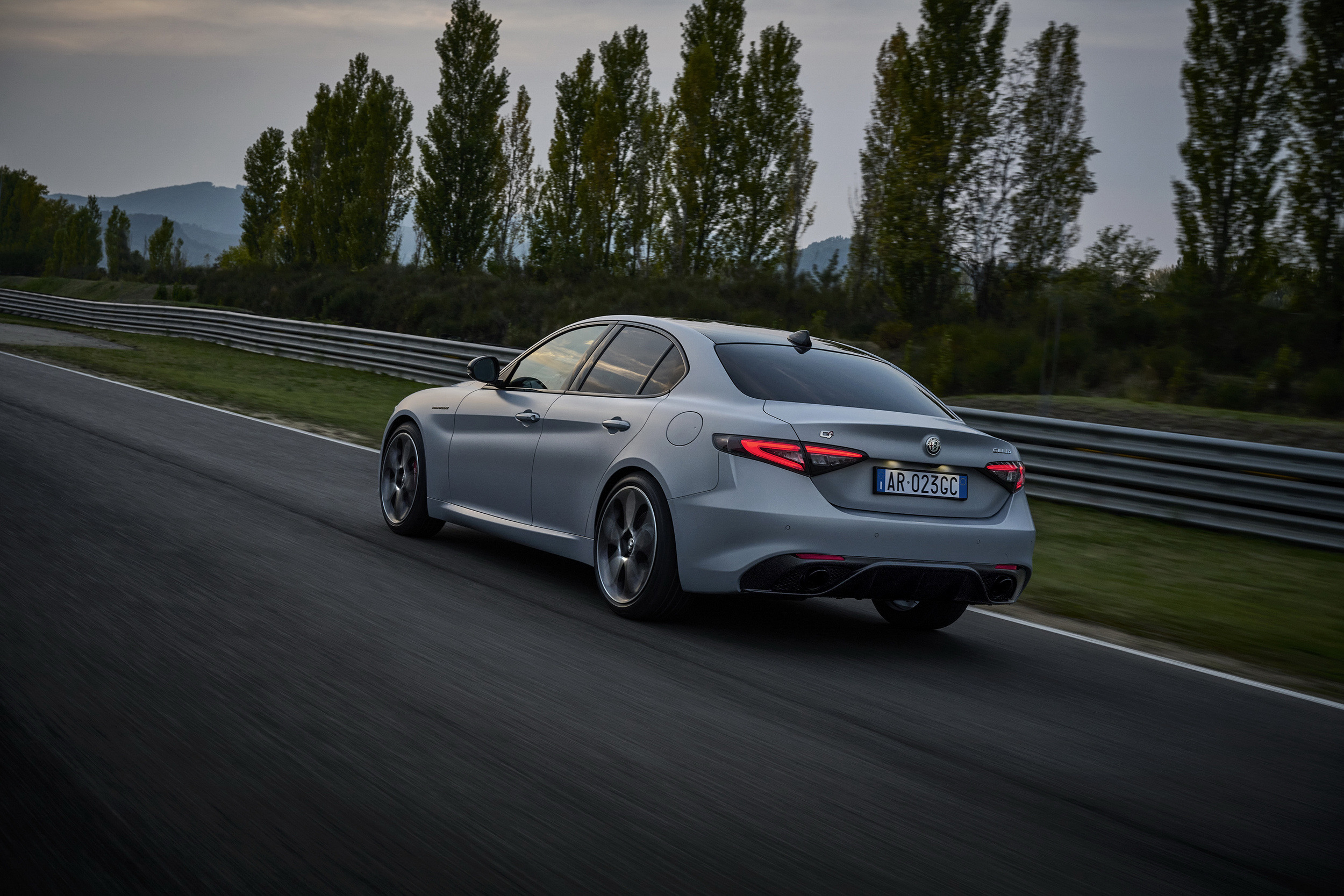 2024 Alfa Romeo Giulia 11