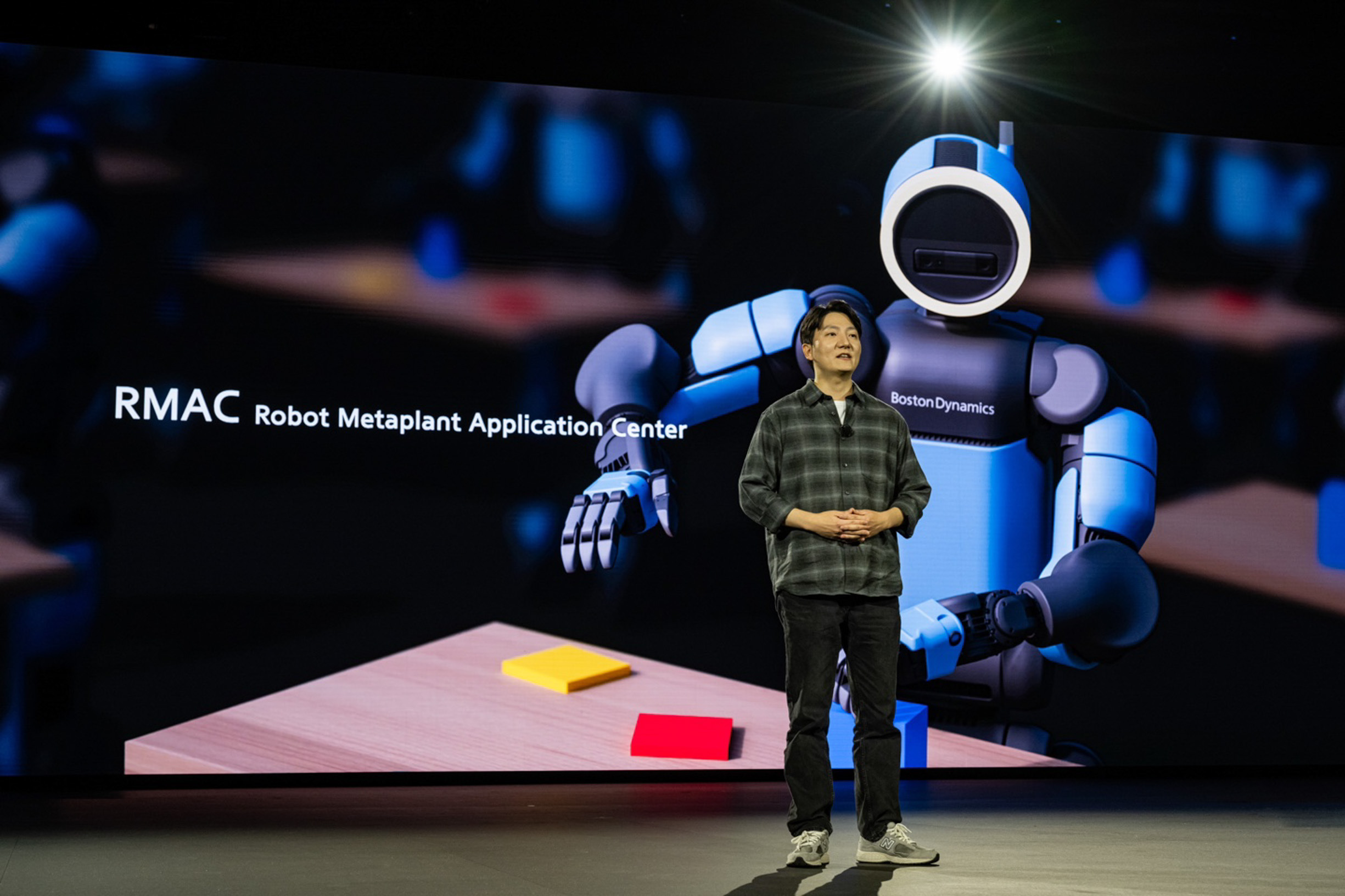 Hyundai AI robots 00006