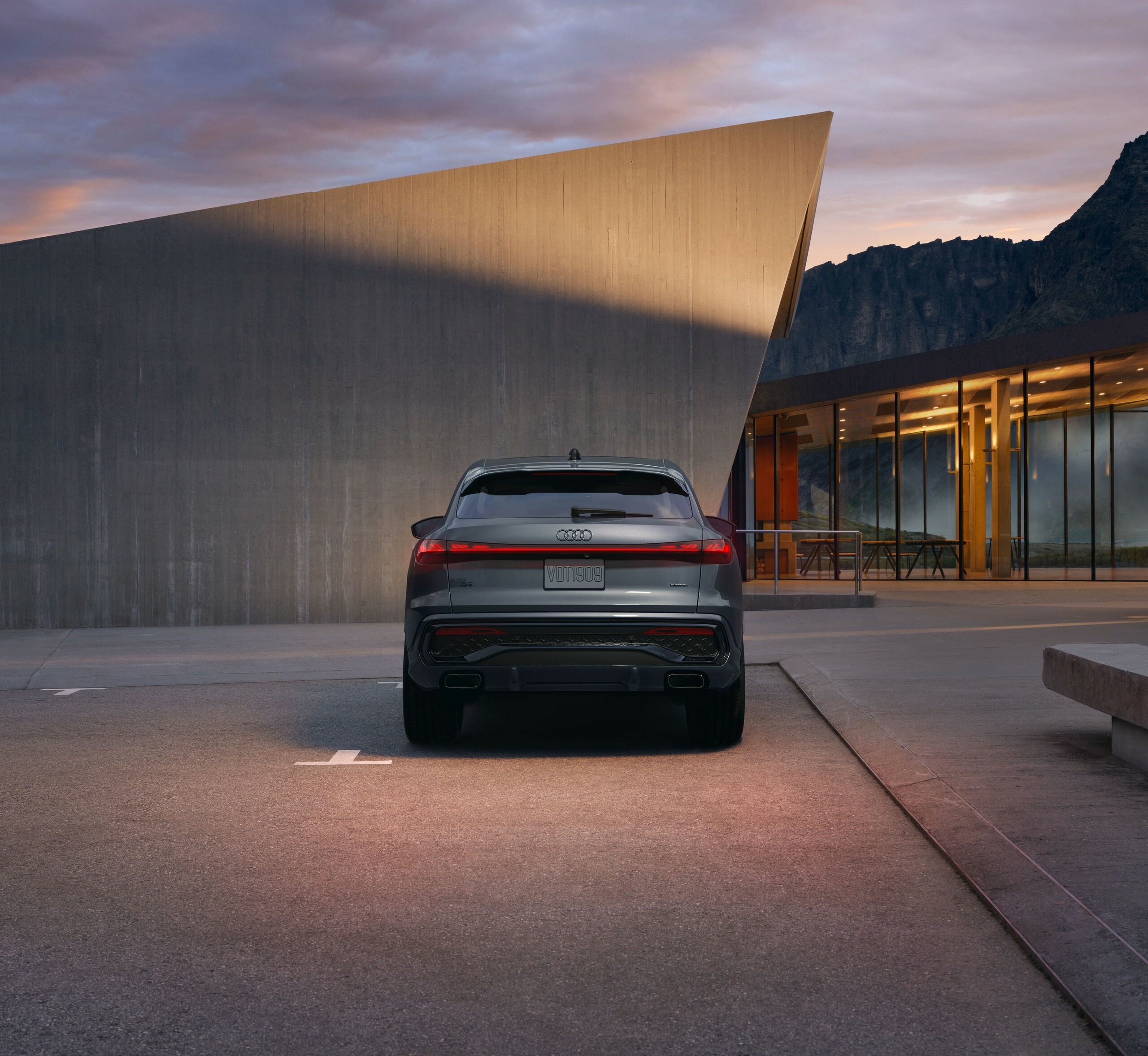 2026 Audi A5 Q5 USA - 65