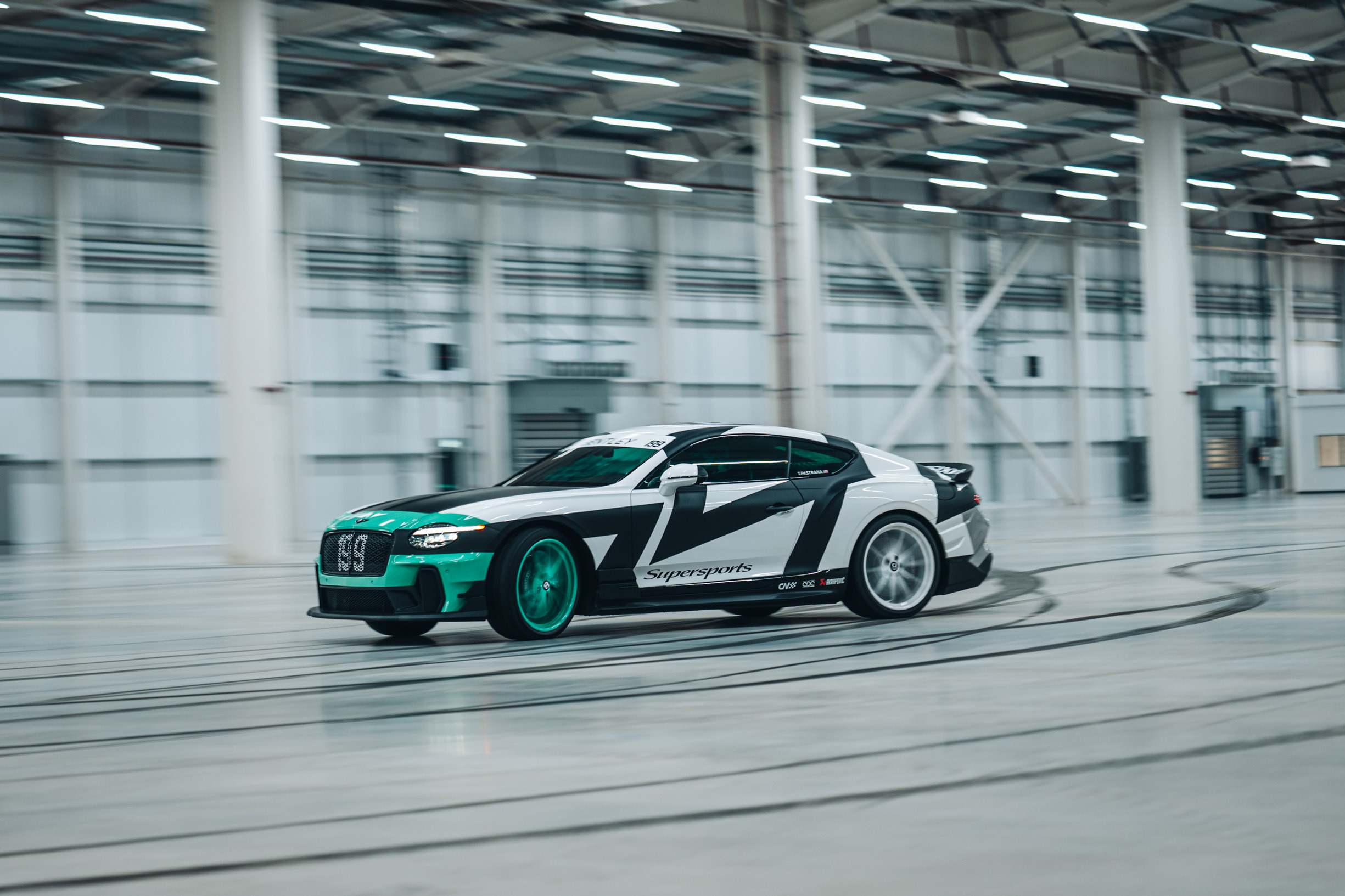 Bentley Supersports Full Send video 00005