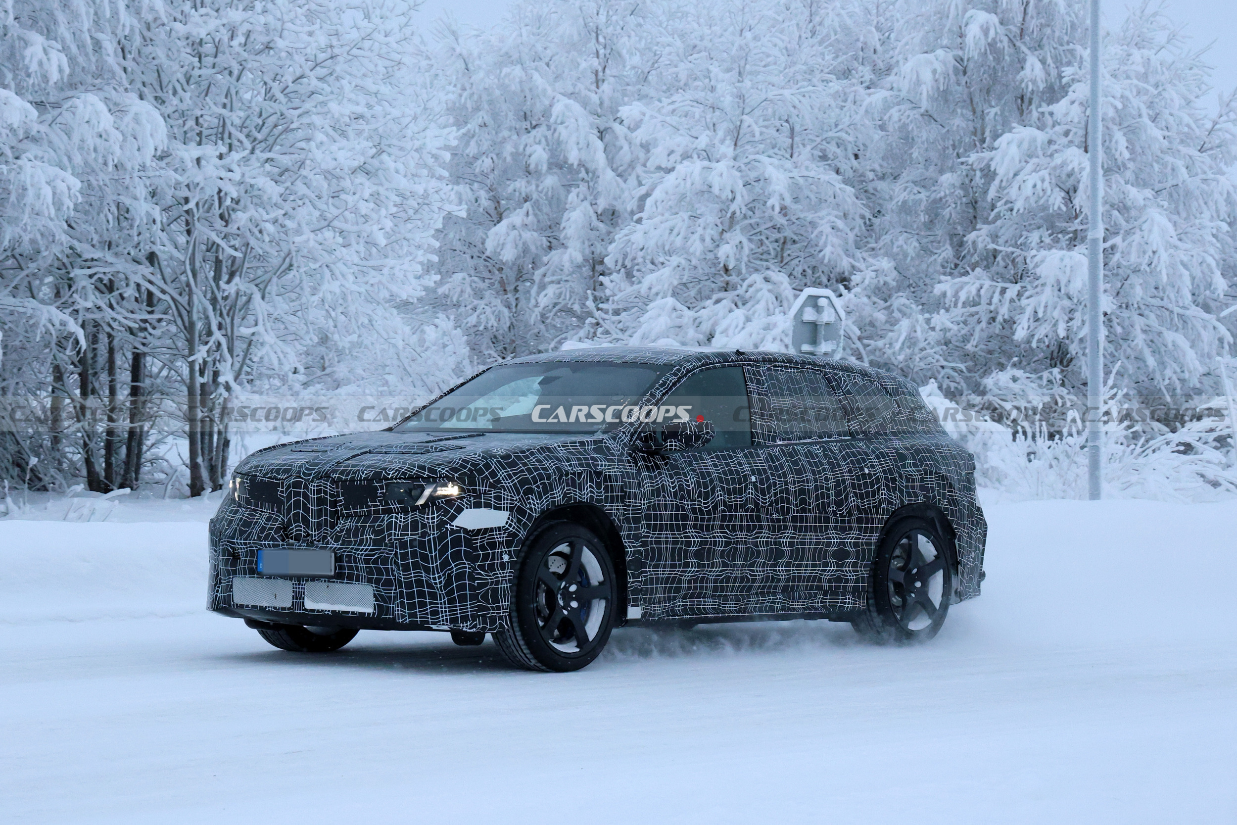 2027 BMW iX3 M 115 6