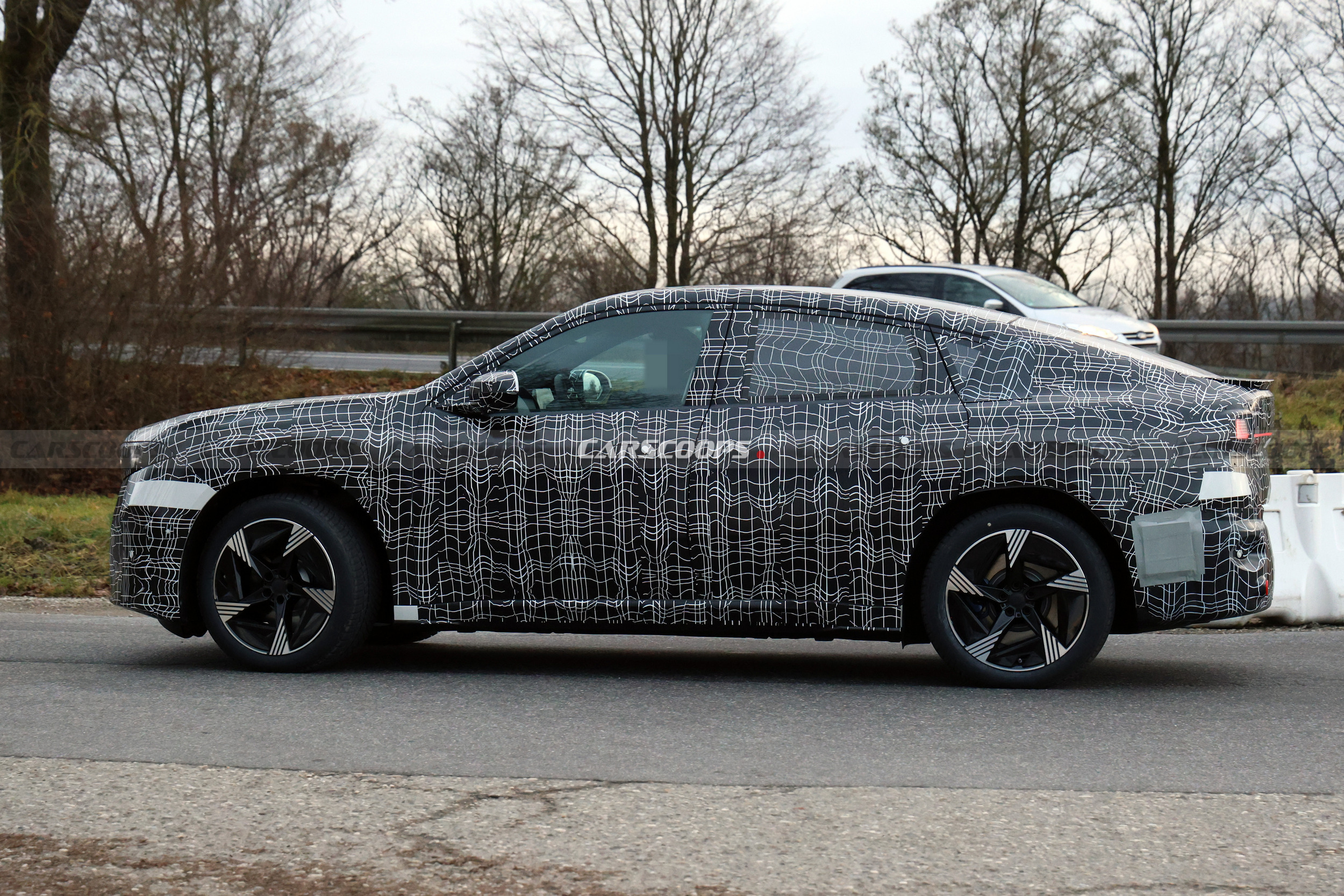 2027 BMW iX4 0108 16