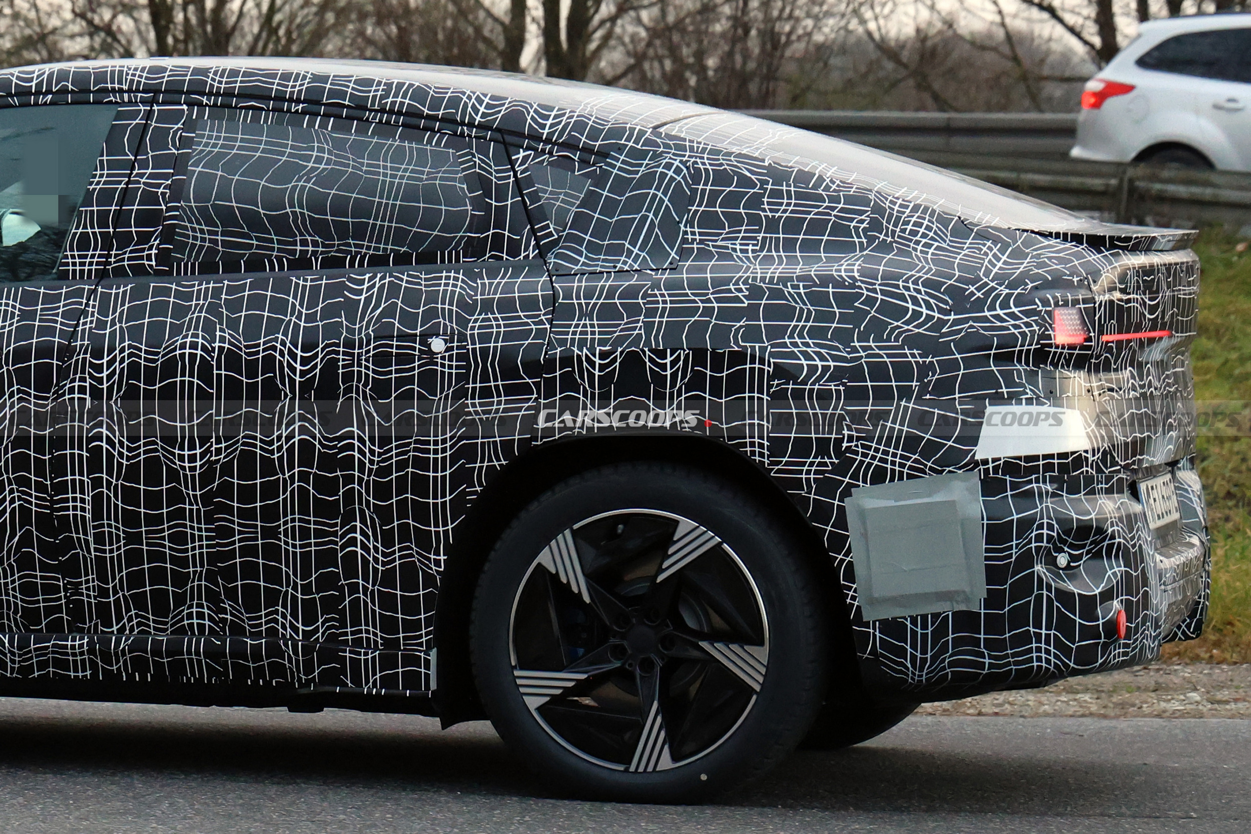 2027 BMW iX4 0108 18