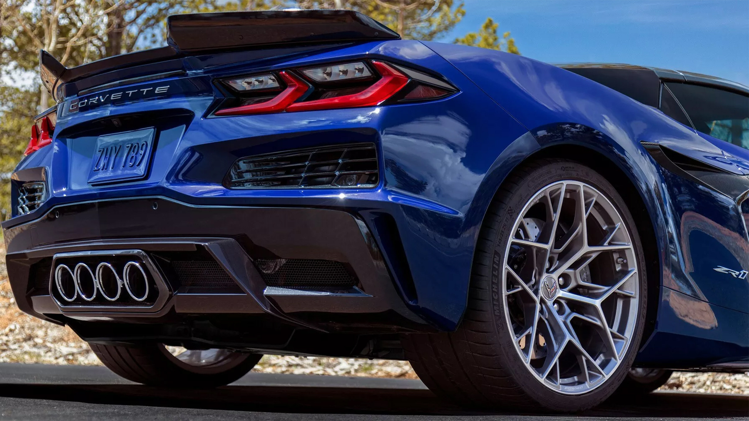 2025-Chevrolet-Corvette-ZR1-1219-5aa