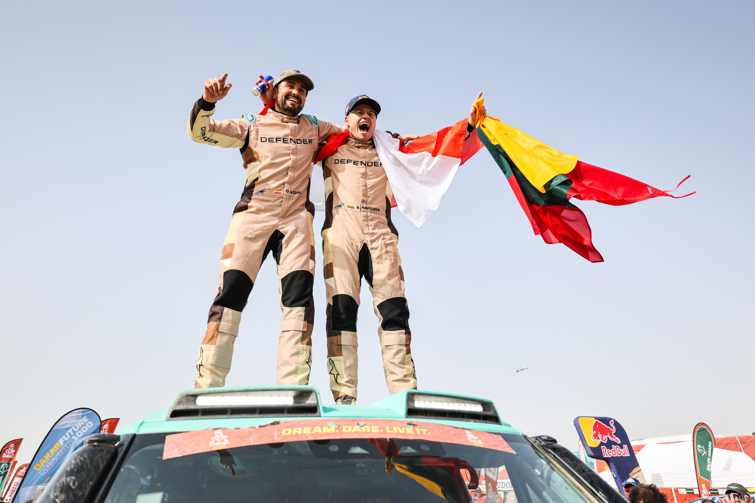 DEFENDER_RALLY_ROKAS_BACIUSKA_ORIOL_VIDAL_S13_CREDIT_ASO_A VINCENT DPPI_001