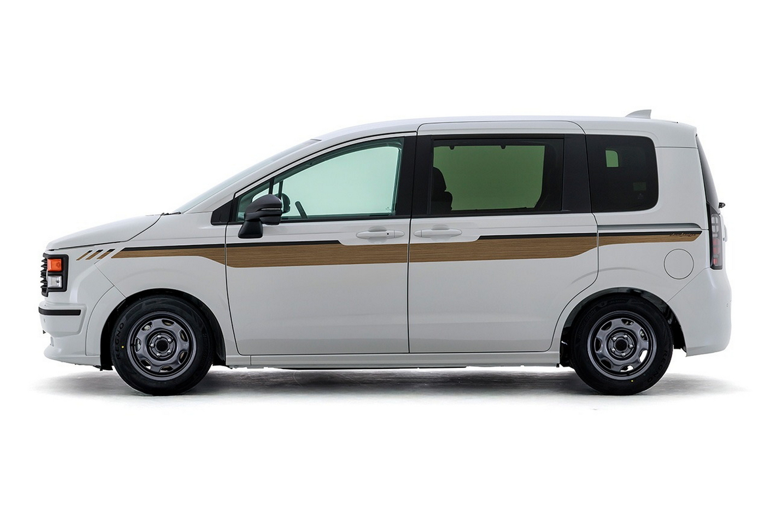 DAMD Isolator - Honda Freed (2)