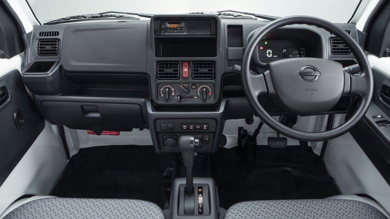 2026 Nissan Clipper Truck - Japan (10)