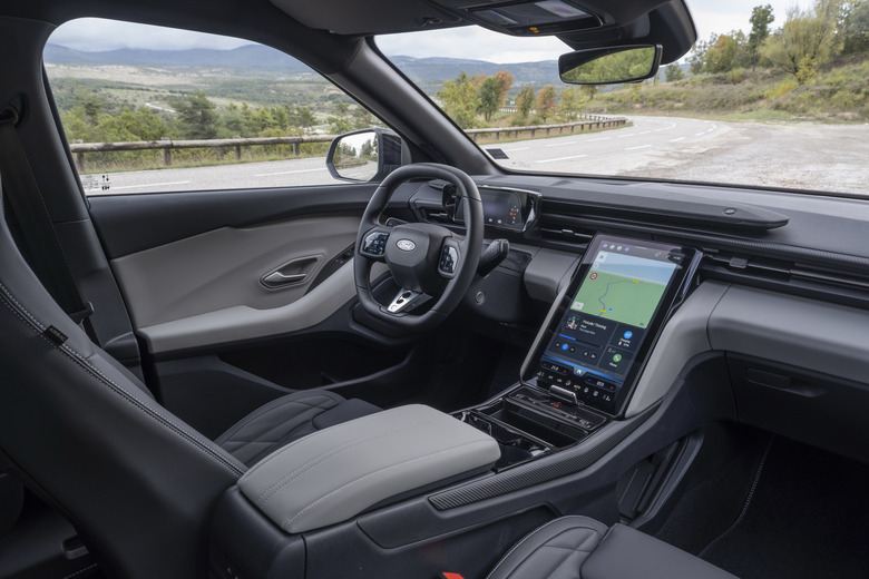 Ford Capri Interior EU