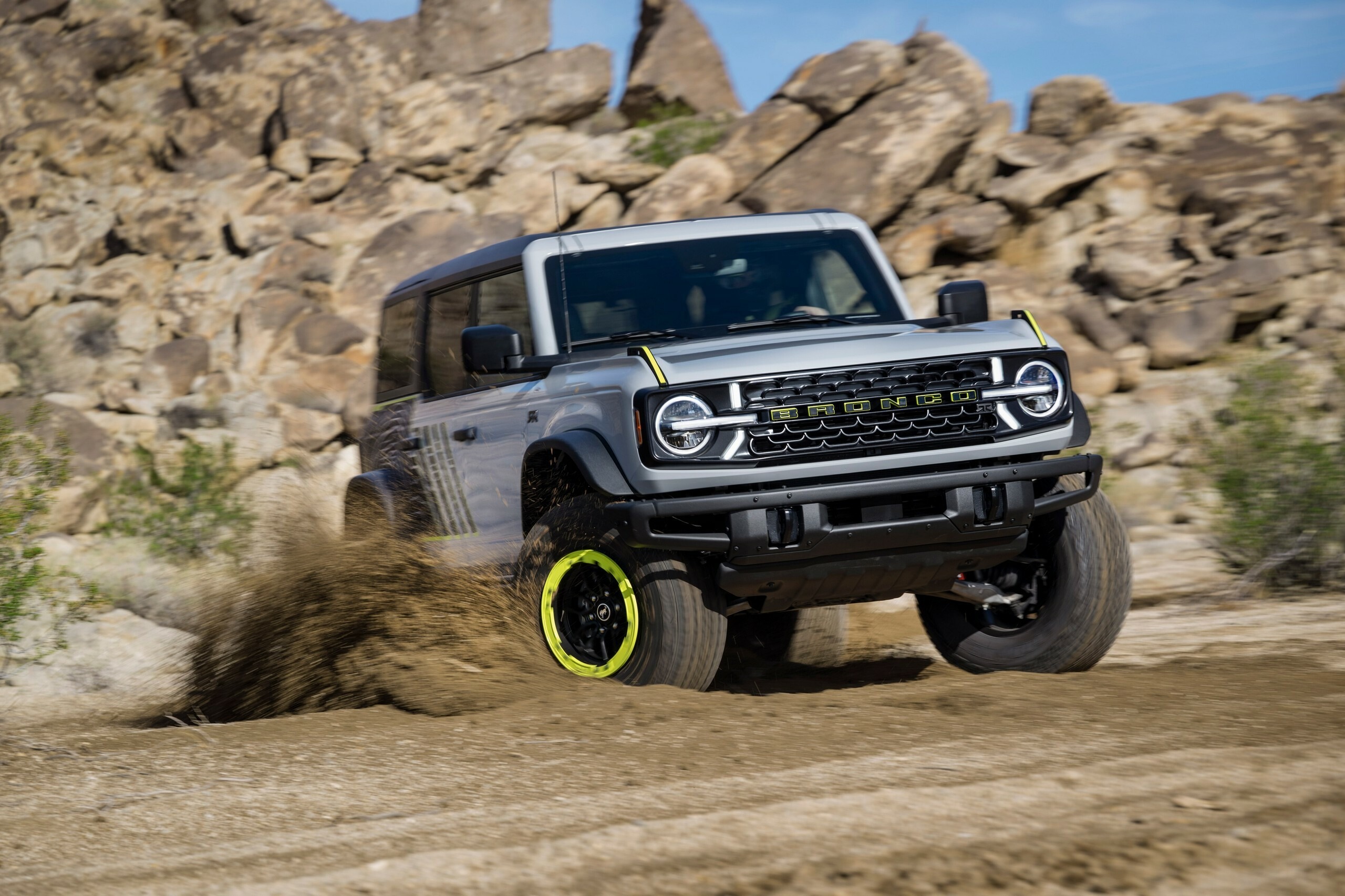 Ford Bronco RTR - 18