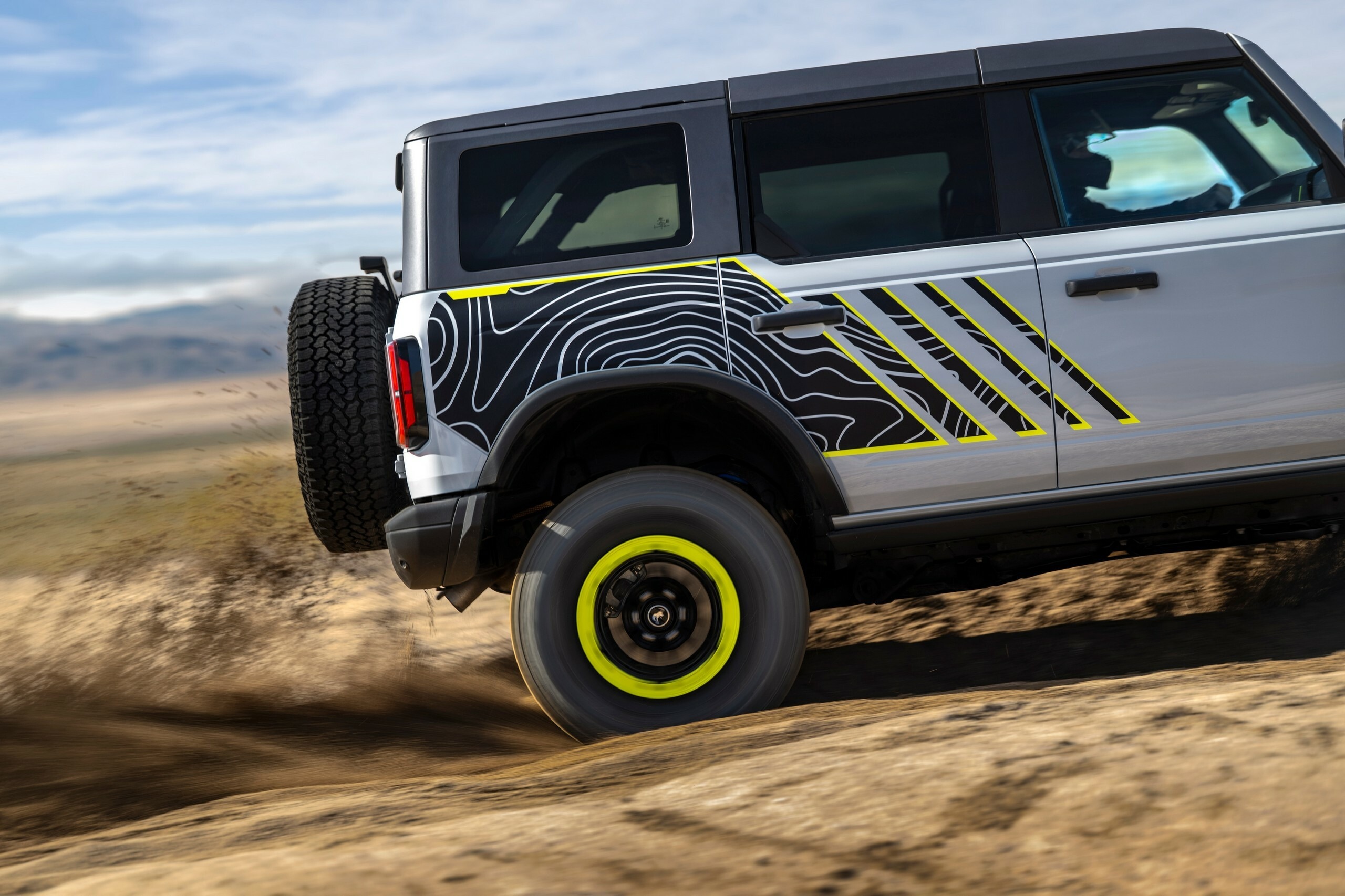 Ford Bronco RTR - 33