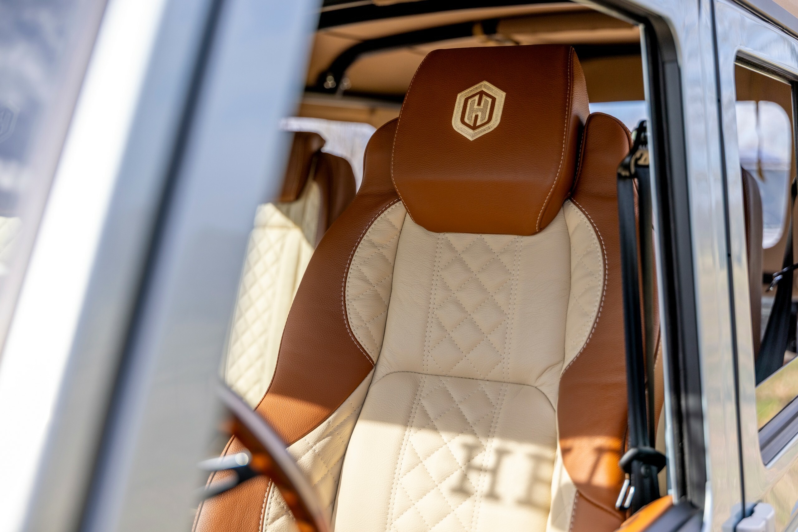 Arvon Land Rover Defender - 66