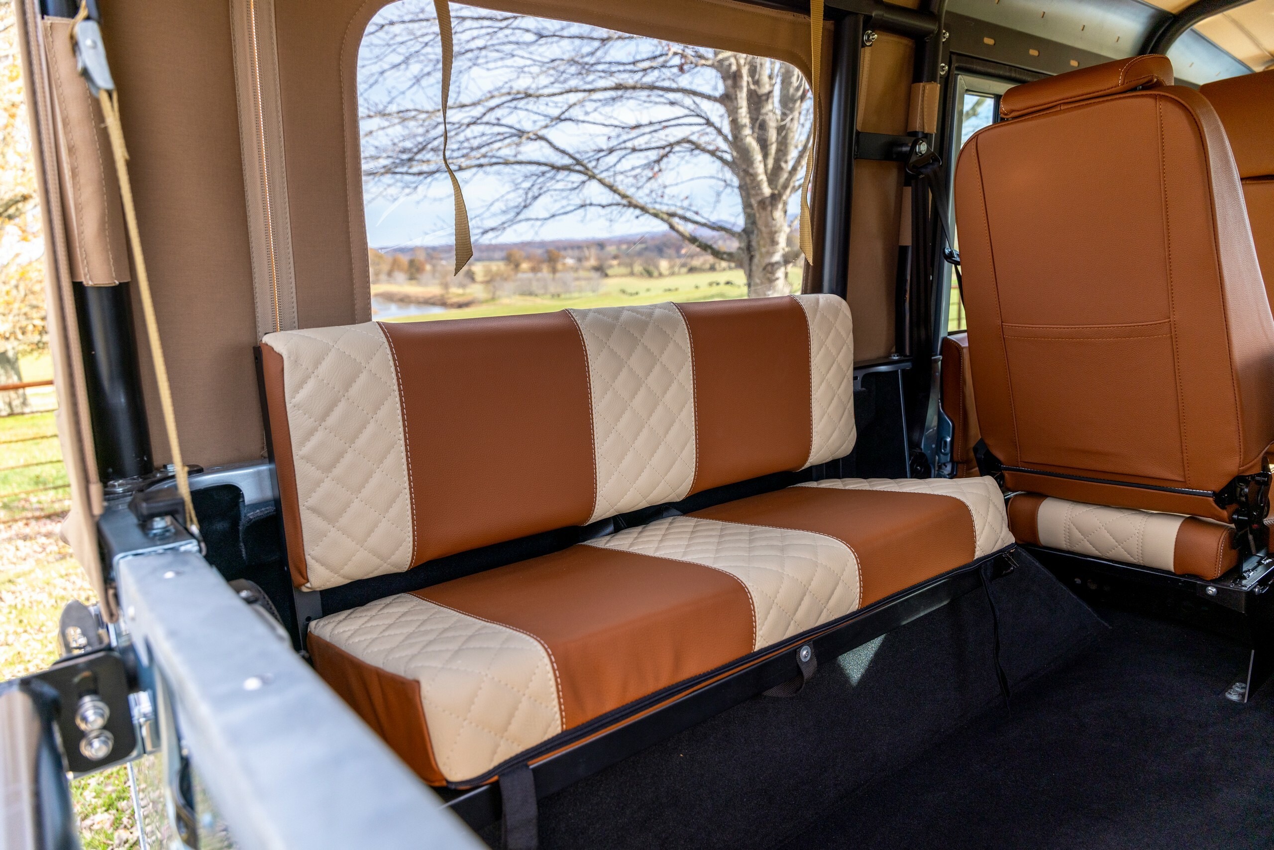 Arvon Land Rover Defender - 71