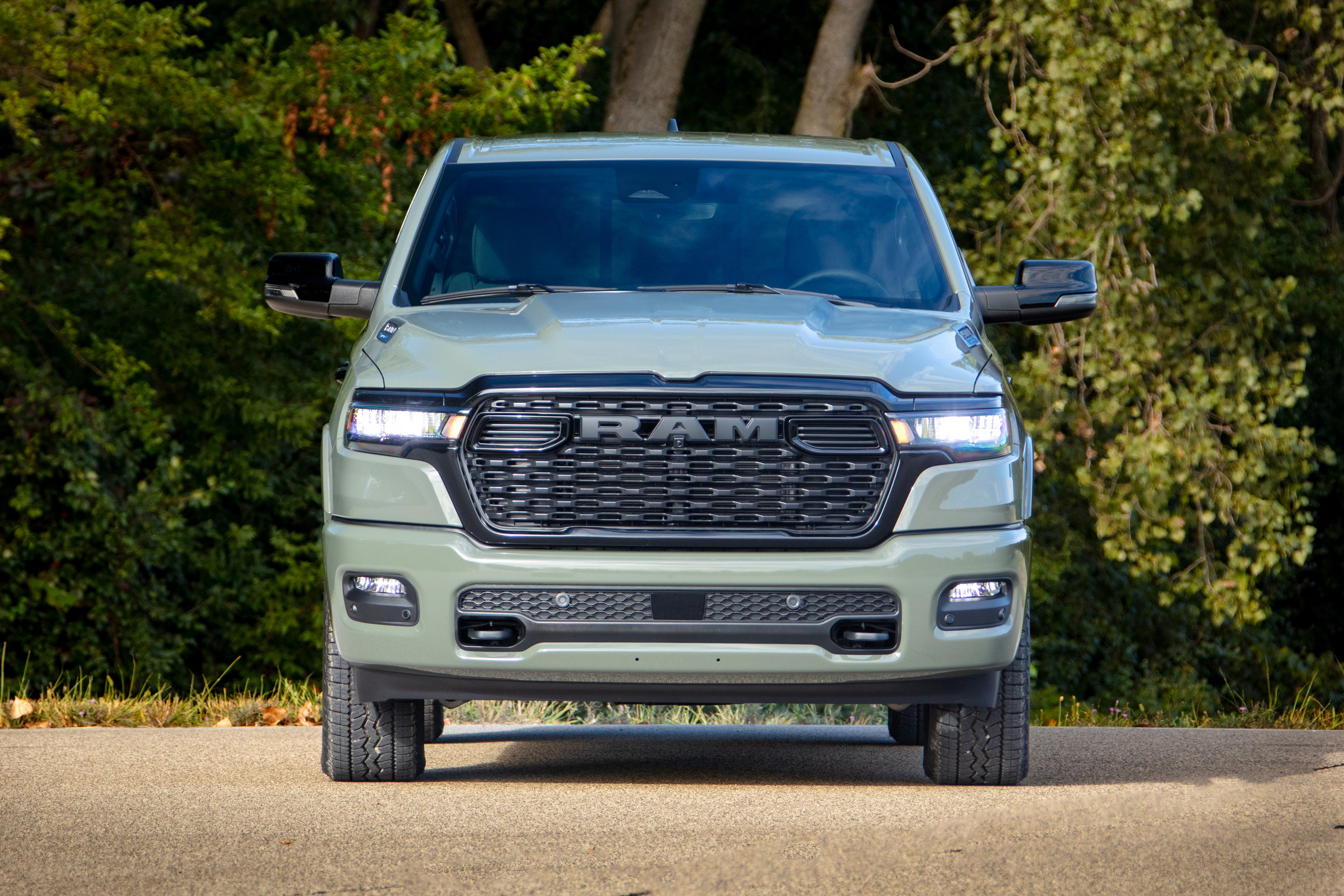 2026 Ram 1500 Hemi V8 1218 5