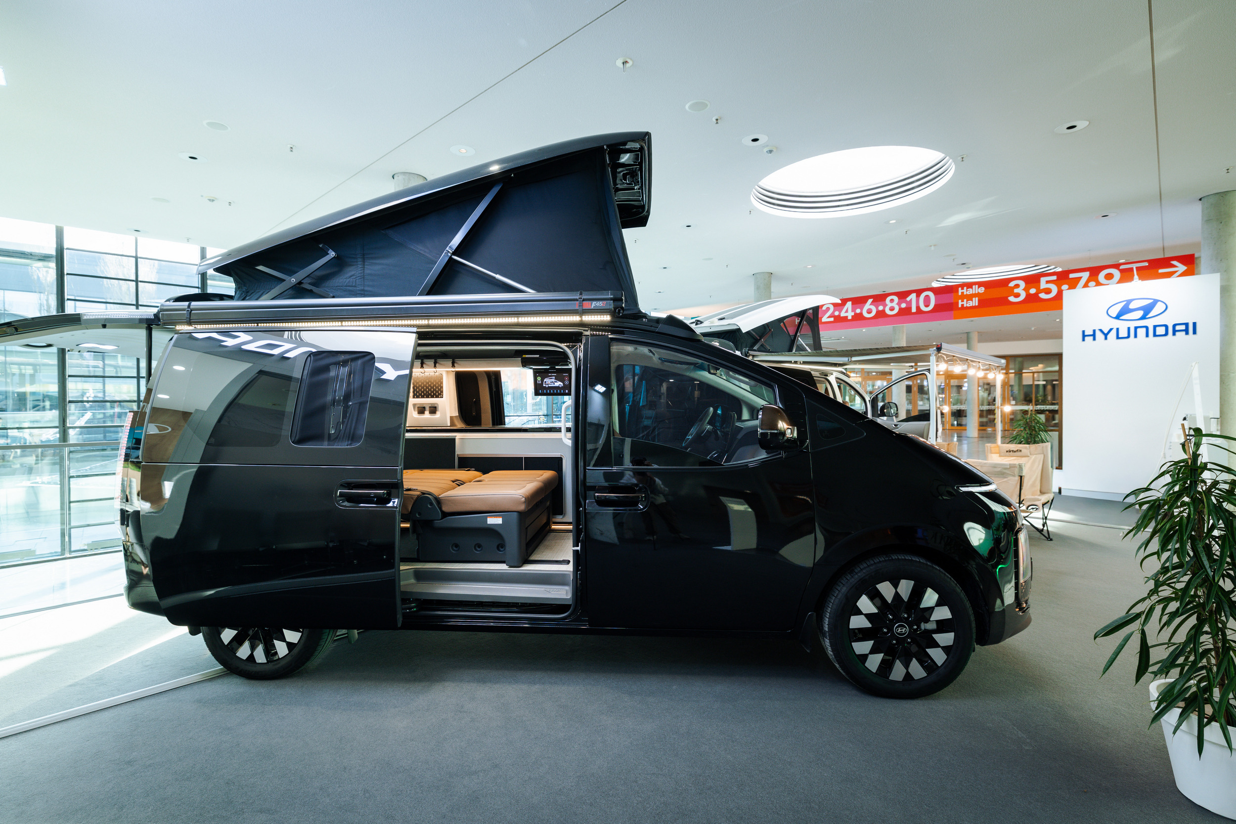 Hyundai Staria Camper Concept 121 19