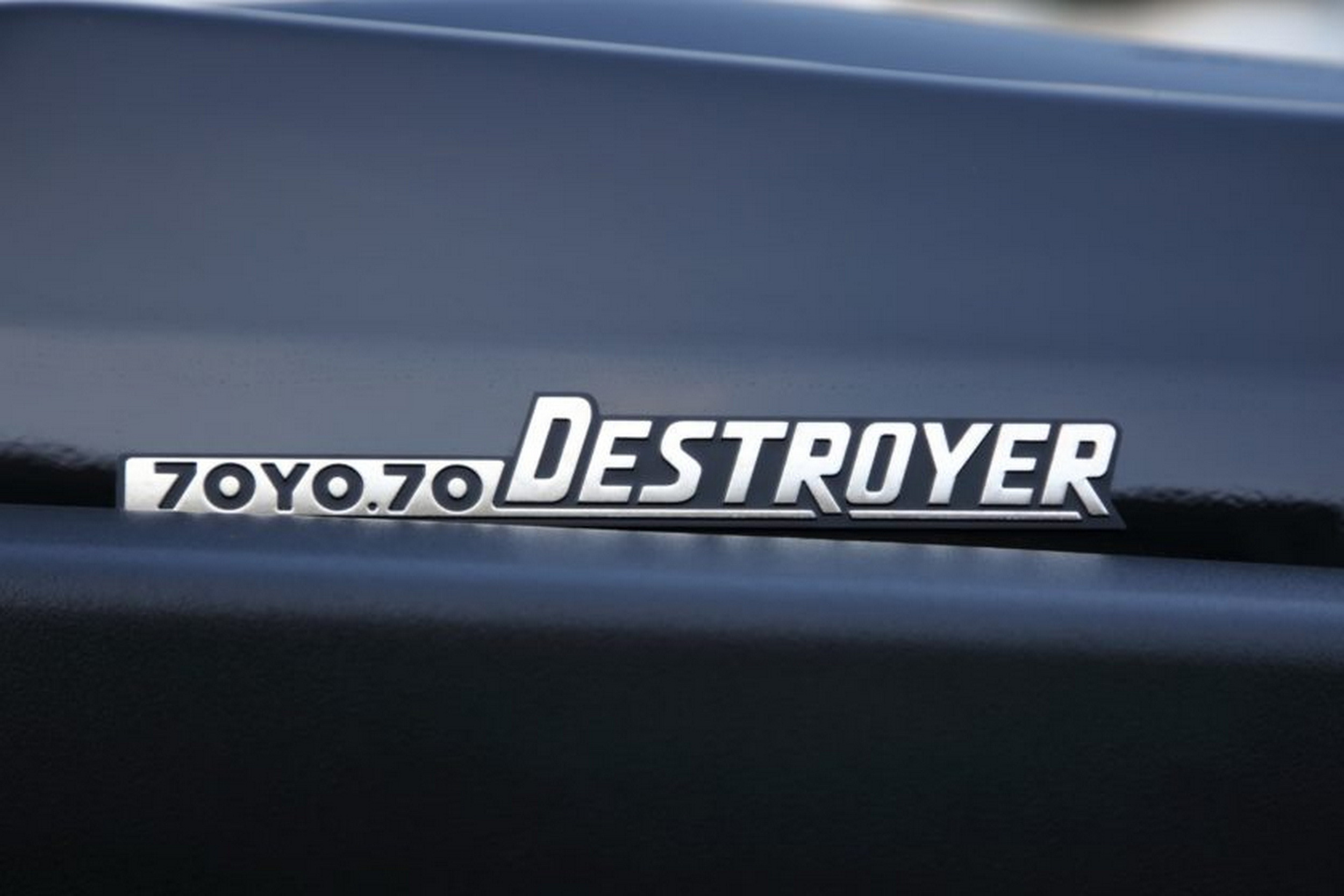 Suzuki Jimny - Toyota Land Cruiser - Black (11)