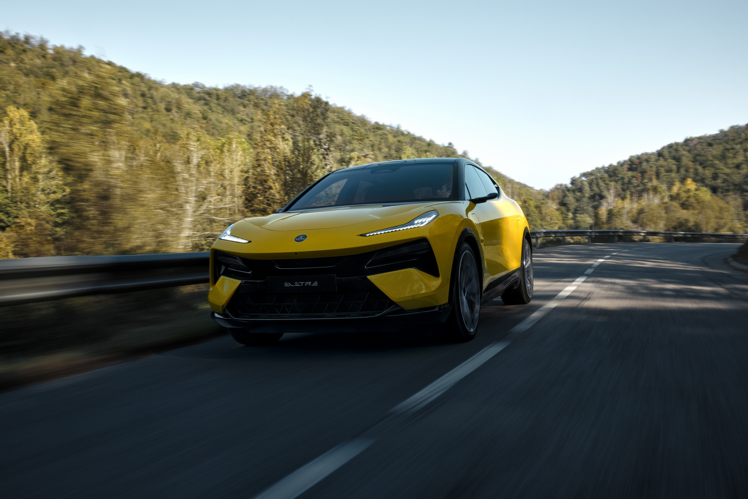 Lotus Eletre 006