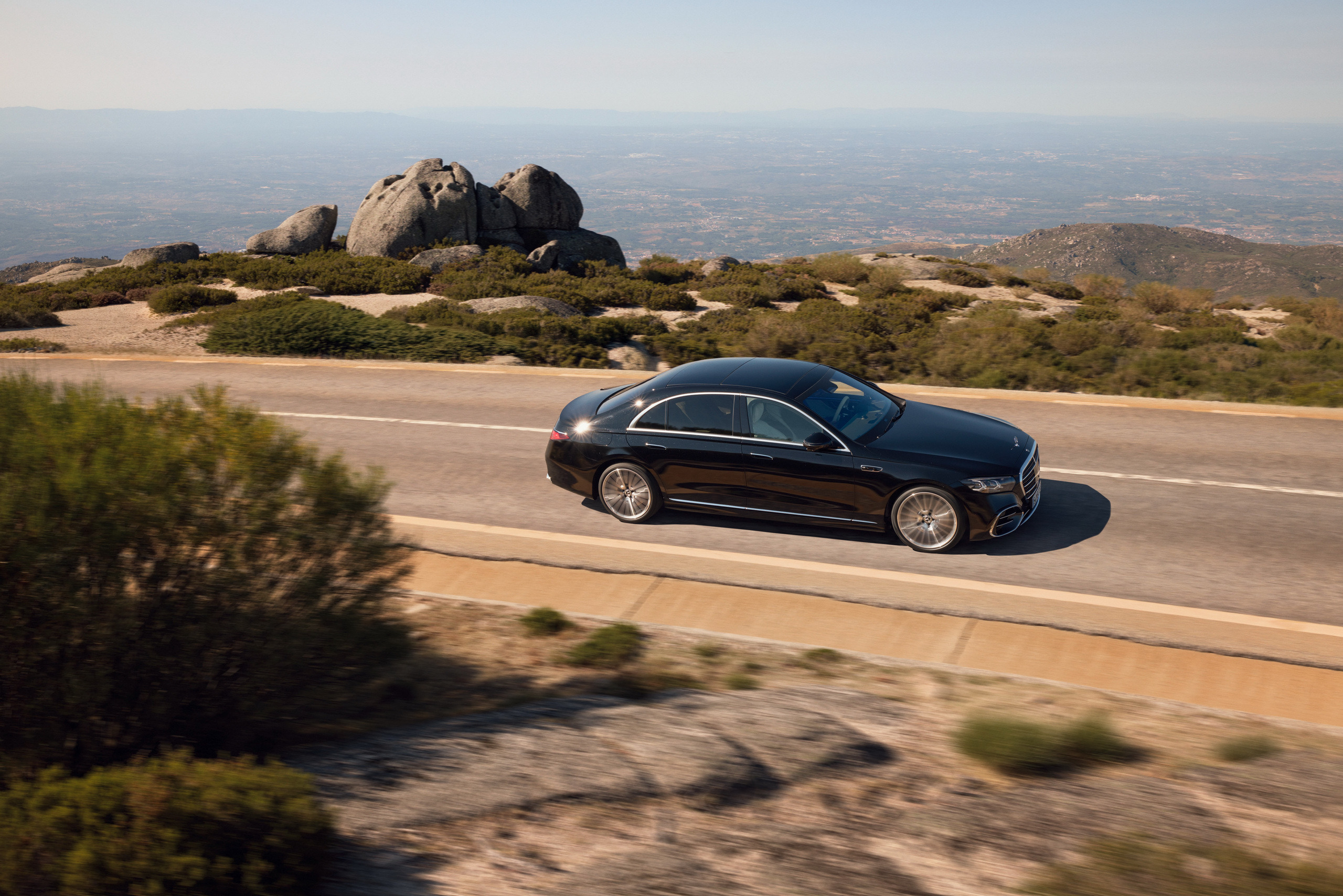 2027 Mercedes S-Class 32